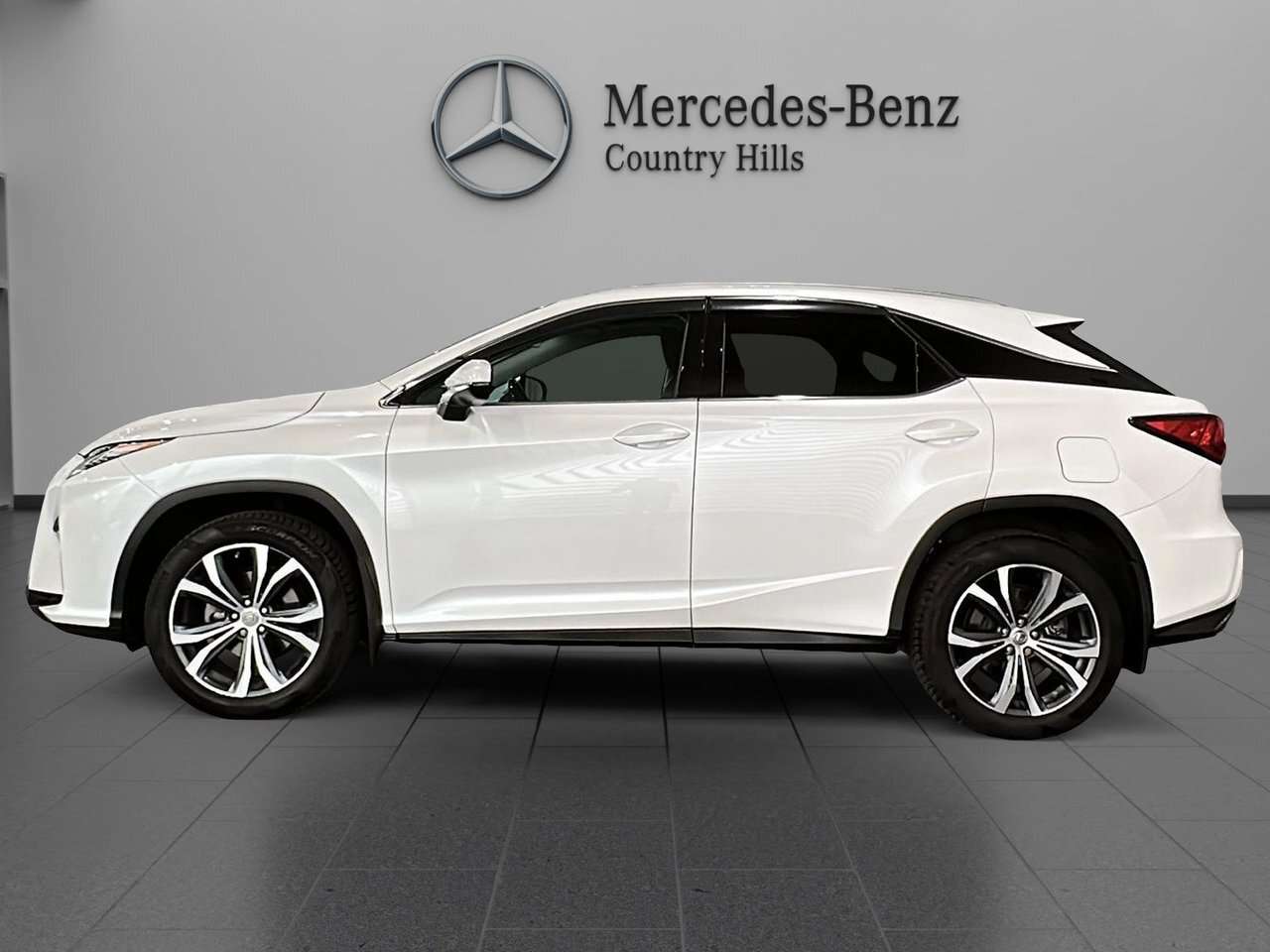 2017 Lexus RX 350 8A Only 60,000 km's! Outstanding value! — снимка 2