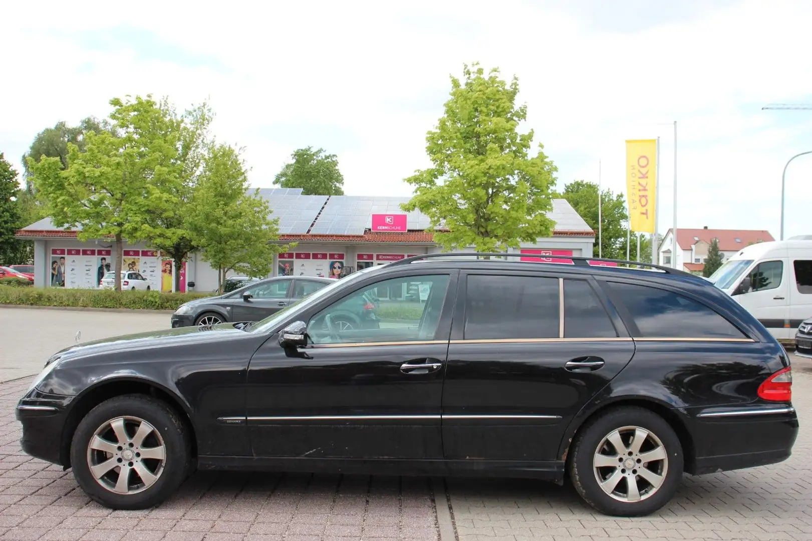 Mercedes-Benz E 200 E200 Kompressor Elegance # Automatik # Xenon Nero - 2