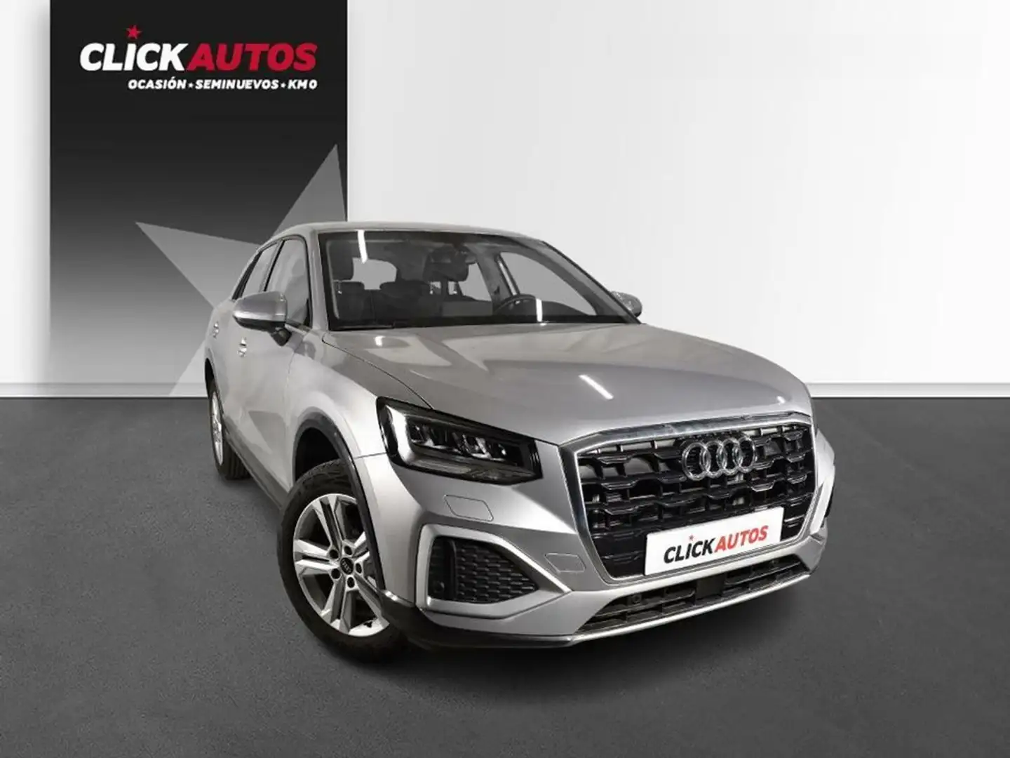 Audi Q2 1.0 TFSI 110CV 30 Advanced Plateado - 2