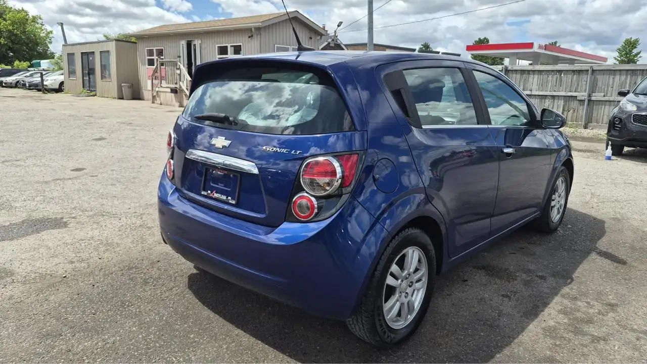 Chevrolet Sonic снимка Chevrolet Sonic