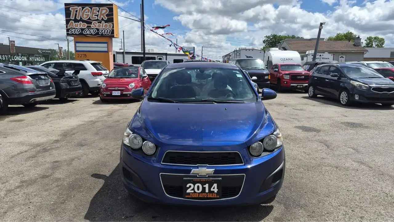 Chevrolet Sonic снимка Chevrolet Sonic