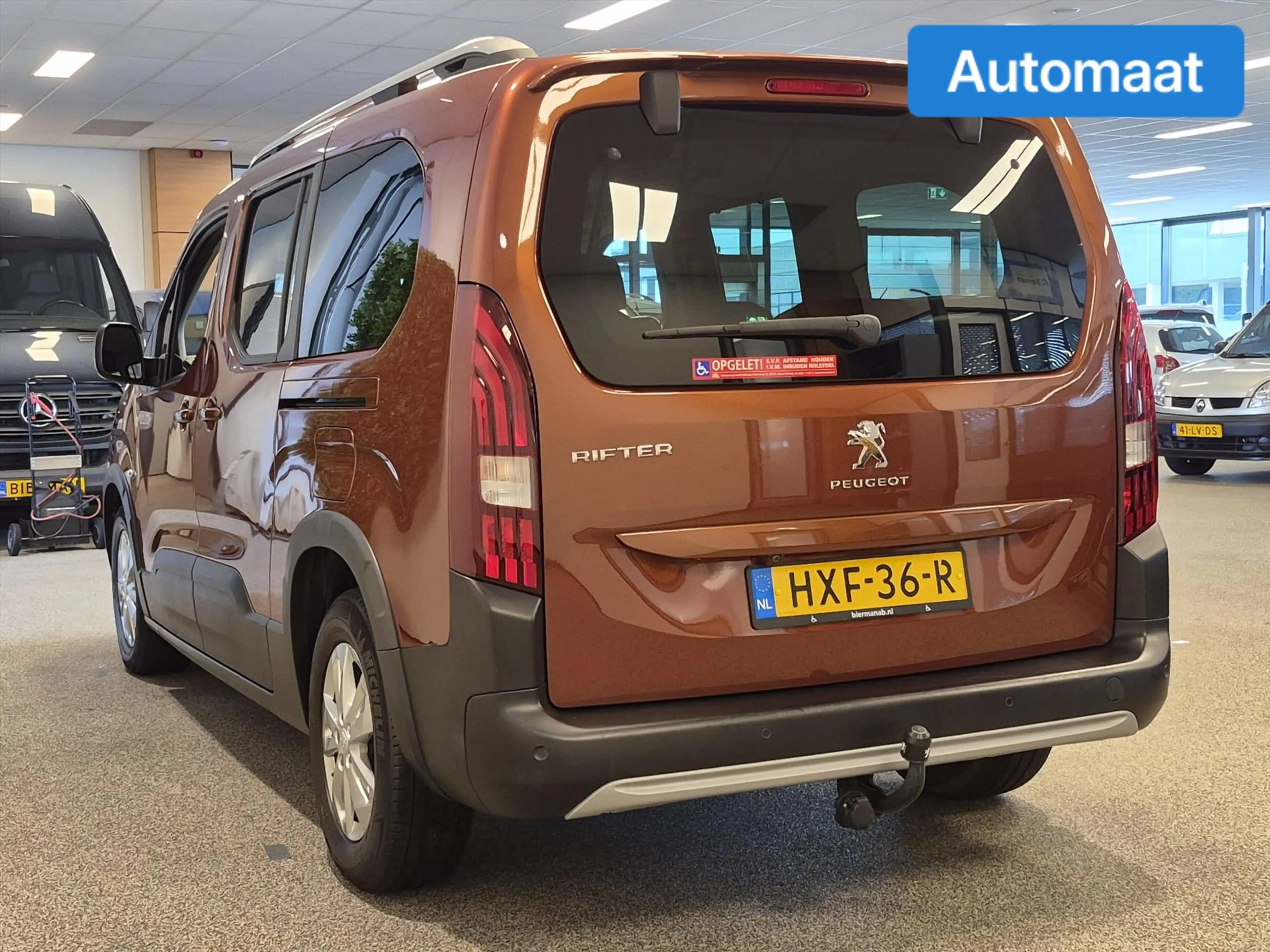 Peugeot Rifter Long 1.2 PureTech - Automaat — photo 2