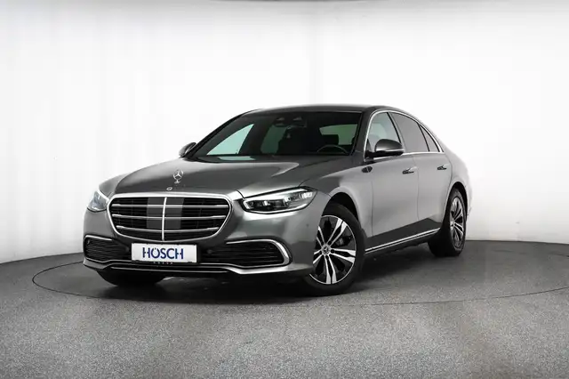 Mercedes-Benz S-Class view 2