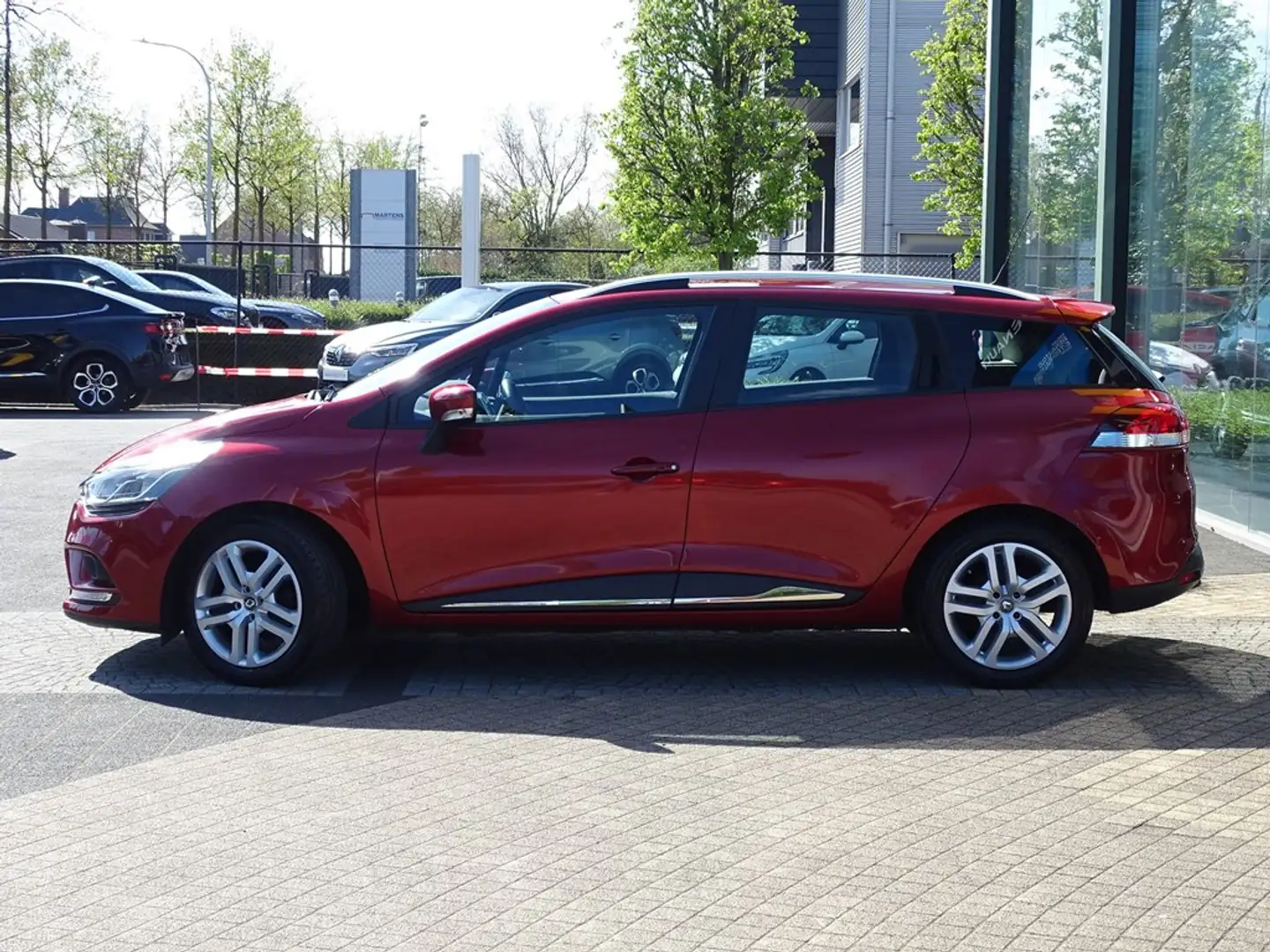 Renault Clio Grandtour Limited TCe 90 Rosso - 2