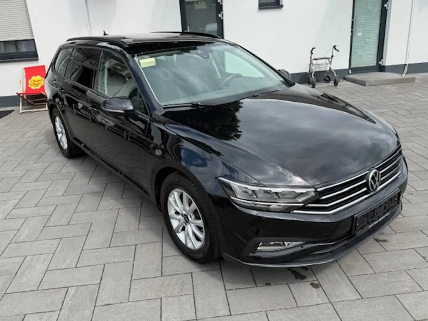 Volkswagen Passat Variant Conceptline LED Automatik Kamera Navi-Multimedia Schwarz - 2