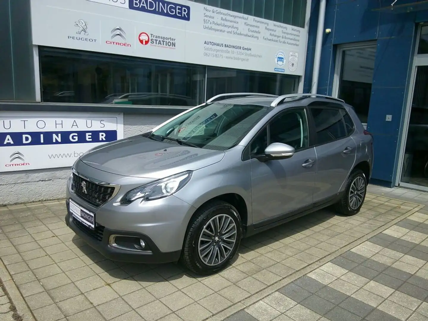 Peugeot 2008 Active BHDI100 Grau - 1