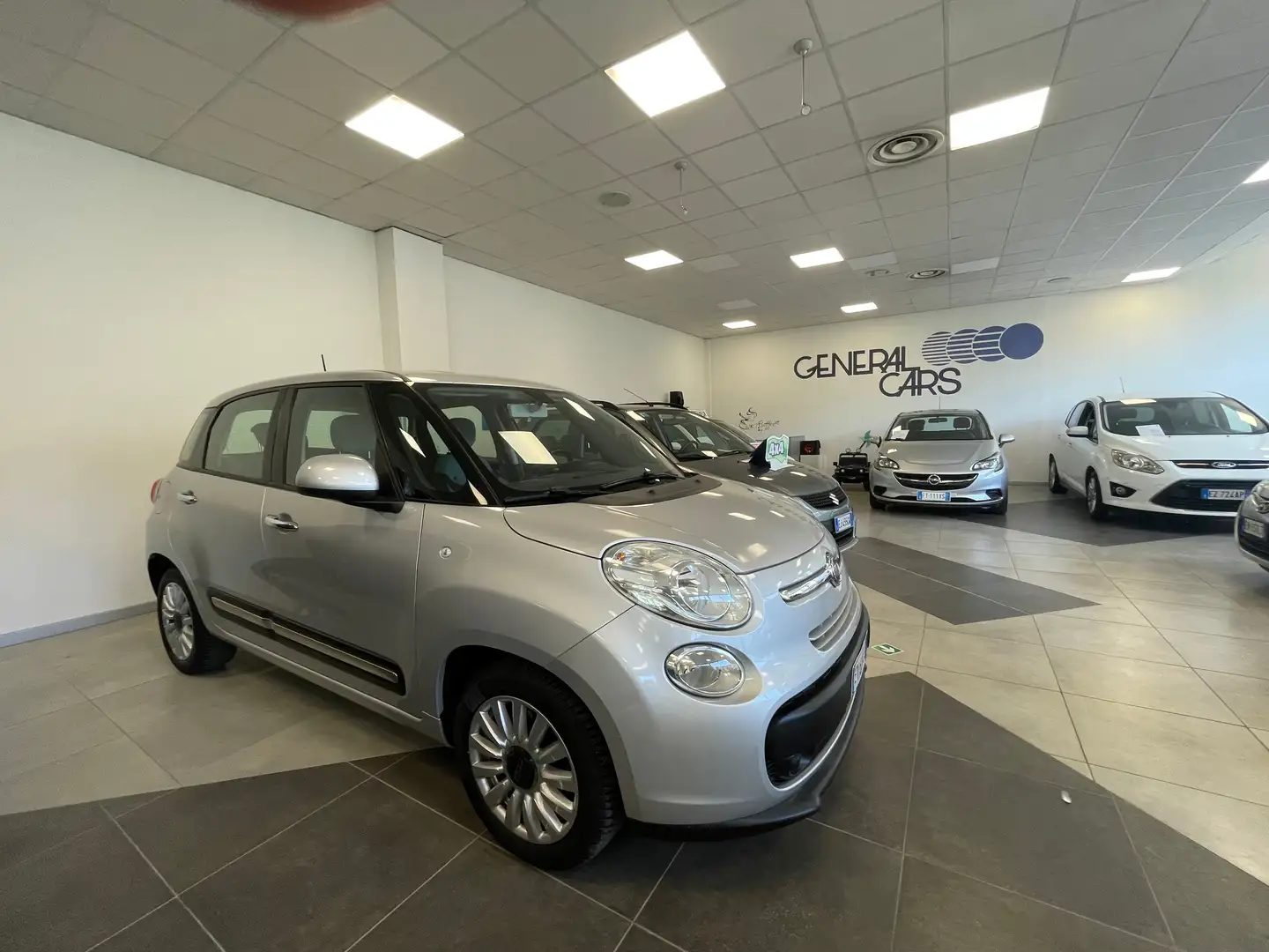 Fiat 500L 2012 1.3 mjt Pop Star 85cv *OK NEOPATENTATI* Argento - 2