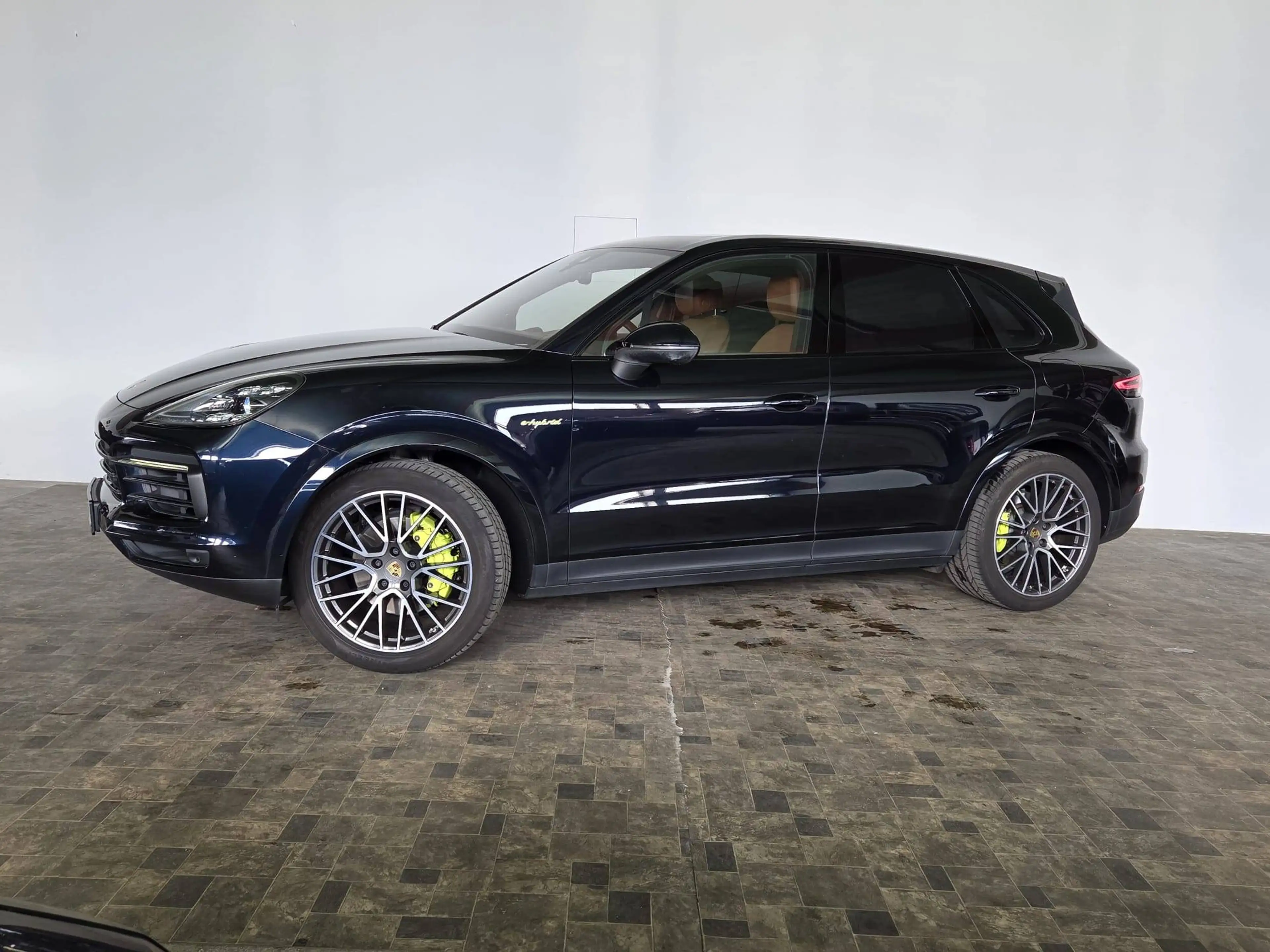 Porsche Cayenne E-Hybrid , LED, Pano, ACC, Burmester, 21" Alu — photo 4
