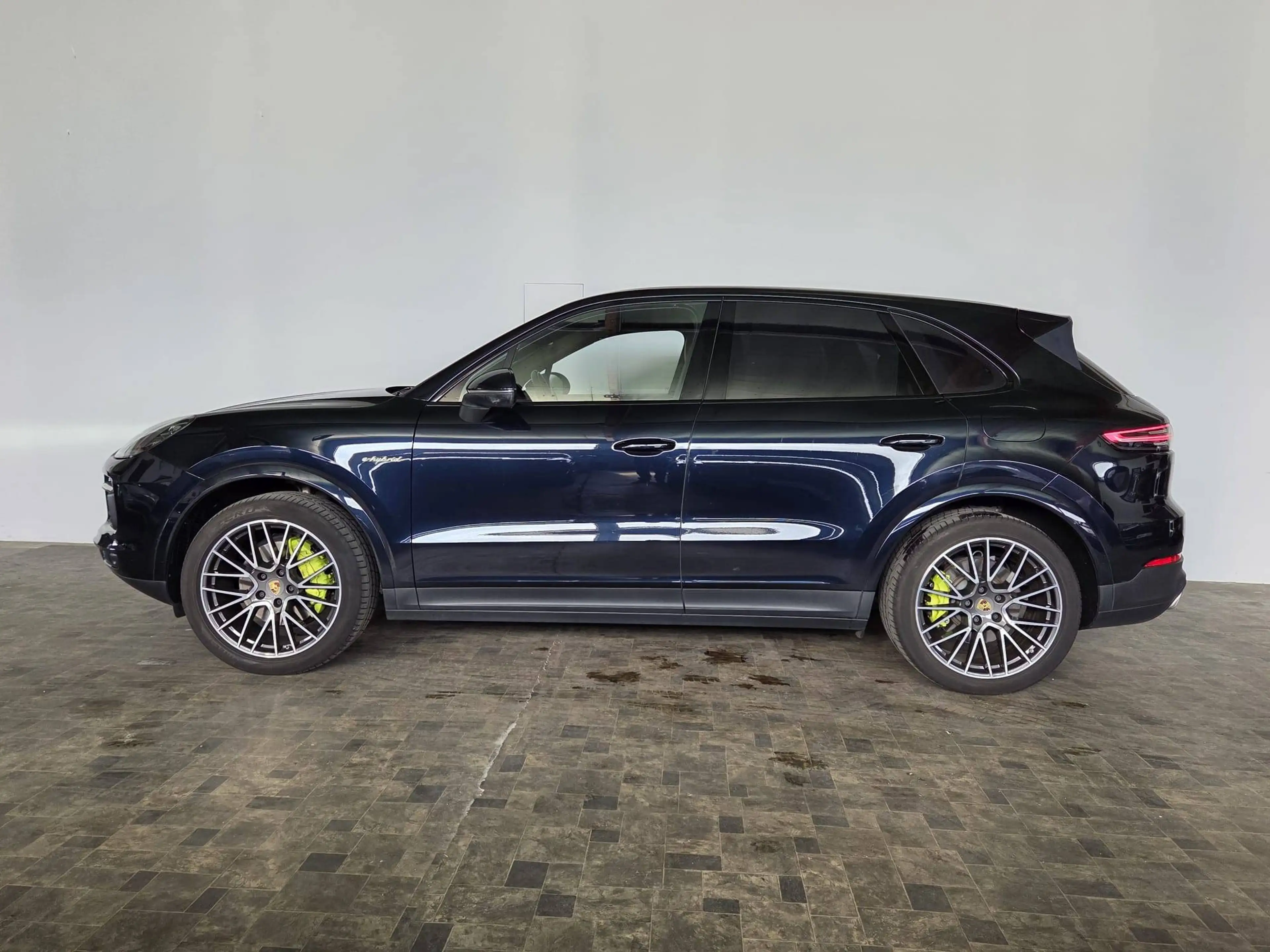 Porsche Cayenne E-Hybrid , LED, Pano, ACC, Burmester, 21" Alu — photo 9