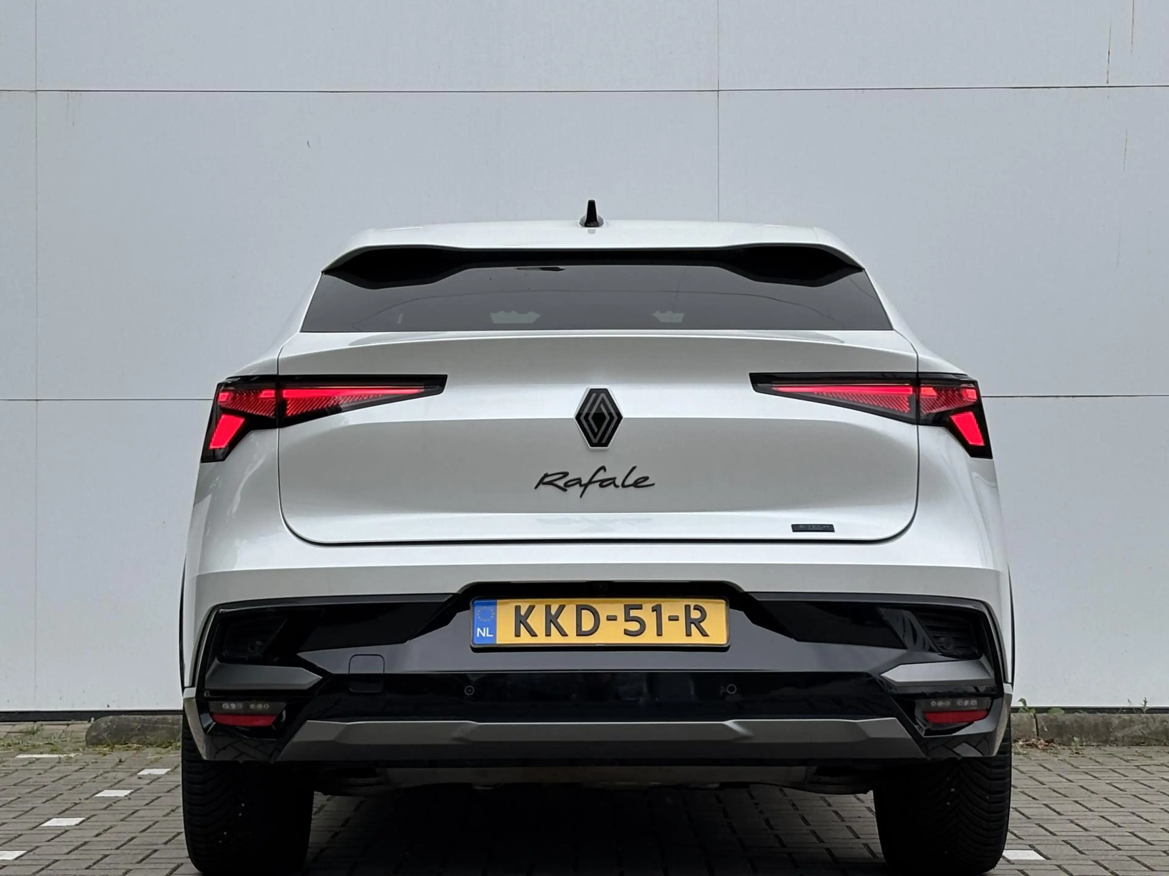 Renault Rafale 1.2 E-Tech full hybrid 200 esprit Alpine Google Na — photo 24
