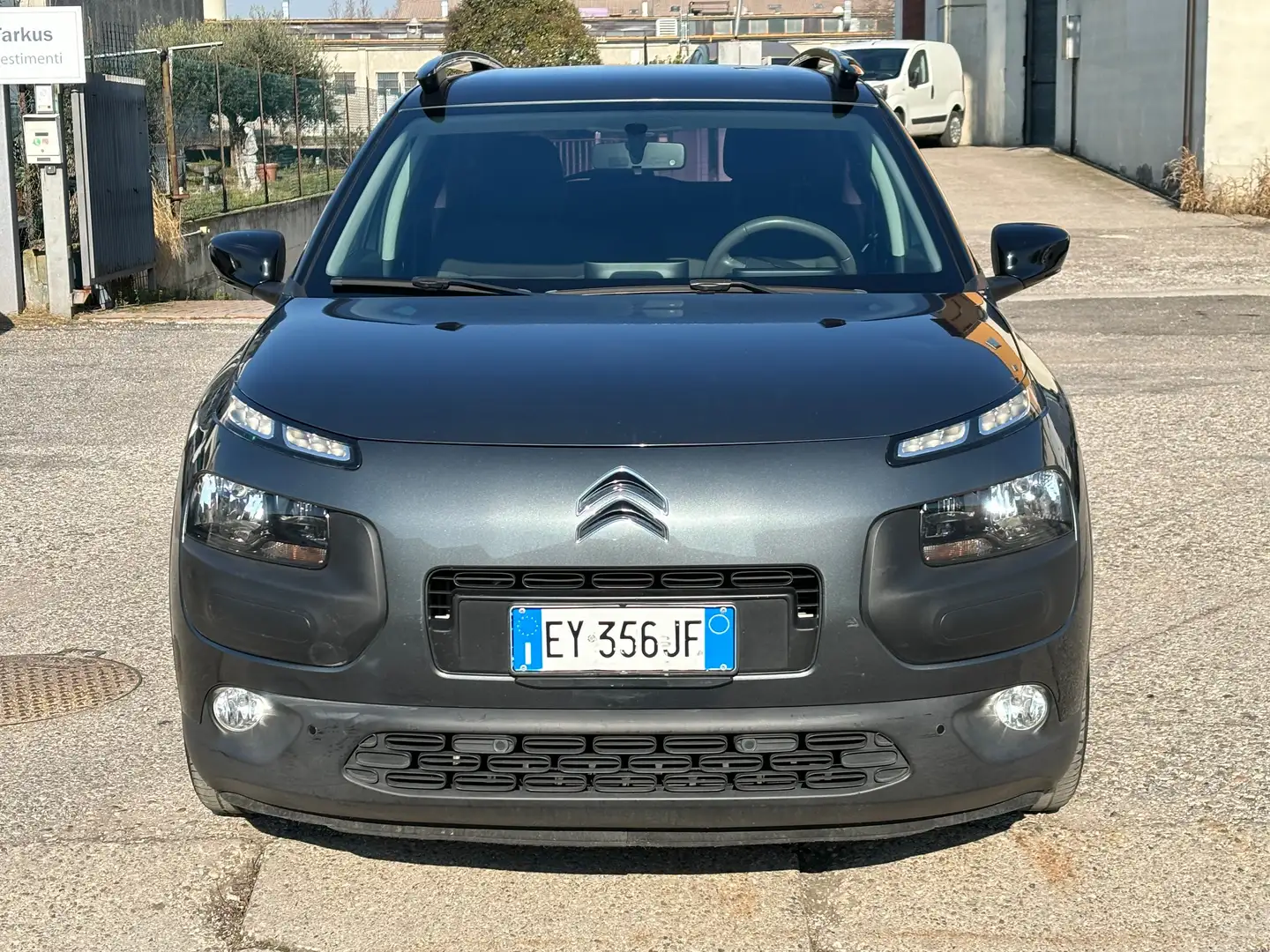 Citroen C4 Cactus 1.6 hdi Shine 92cv AUTOMATICA NEOPATENTATO Grigio - 2