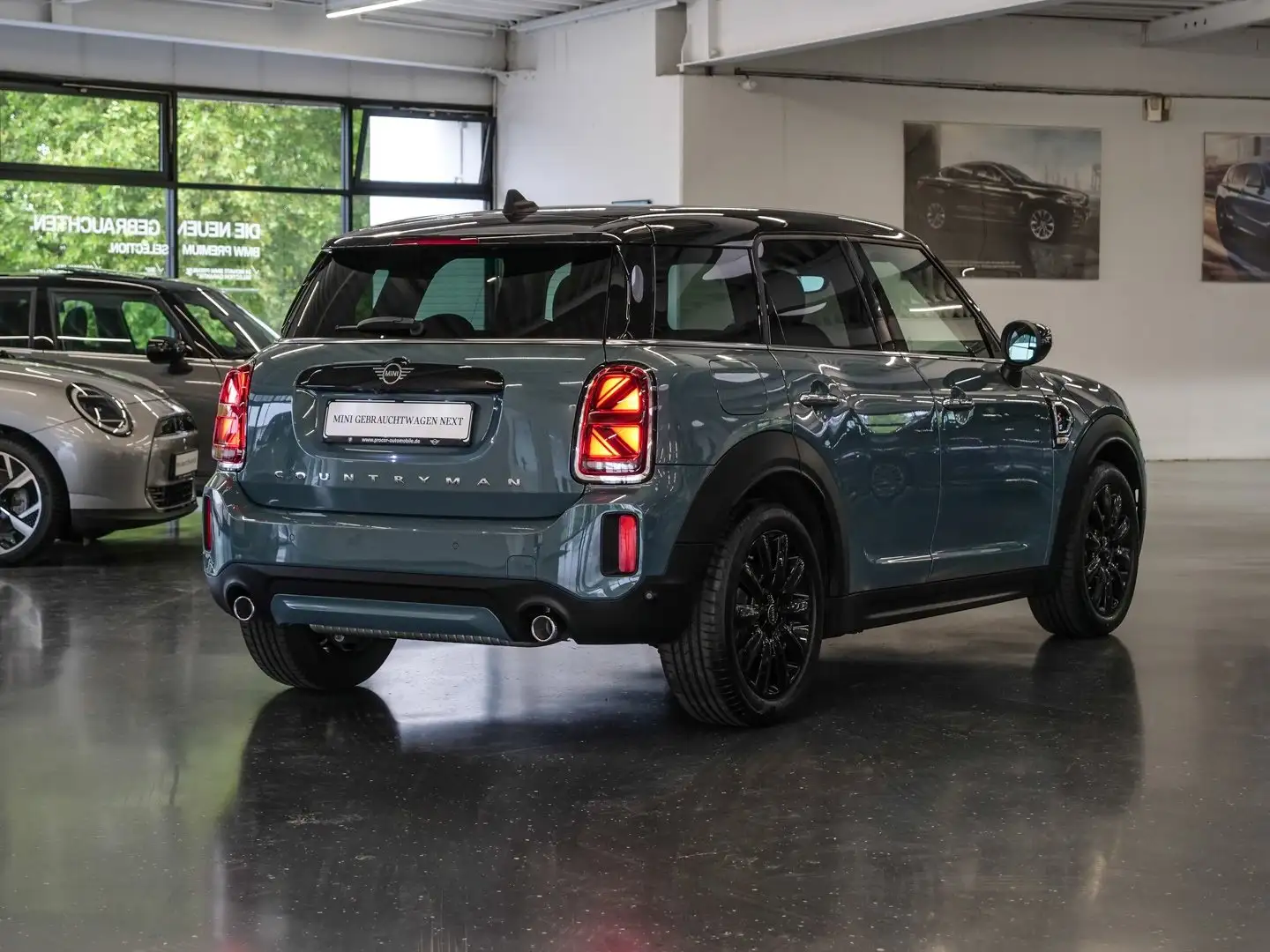 MINI Cooper S Countryman Cooper S ALL4 Classic Trim Aut Nav LED RFK Komfzg Verde - 2