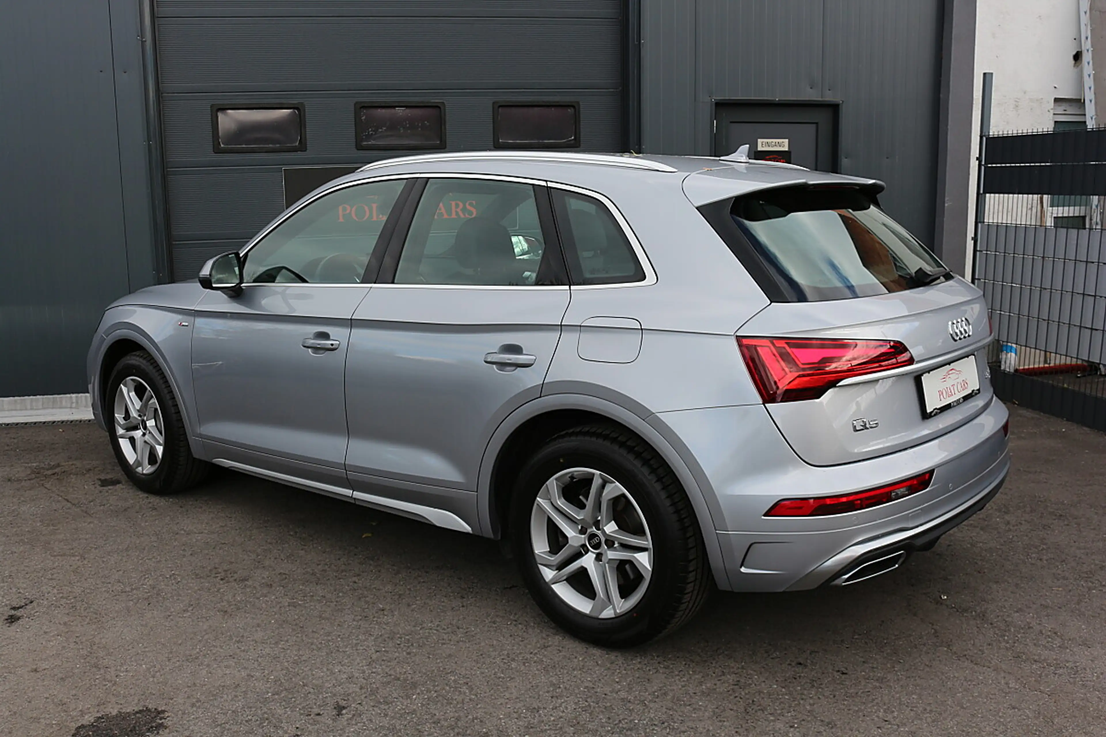 Audi Q5 50 TFSI e PHEV quattro S-line — photo 10