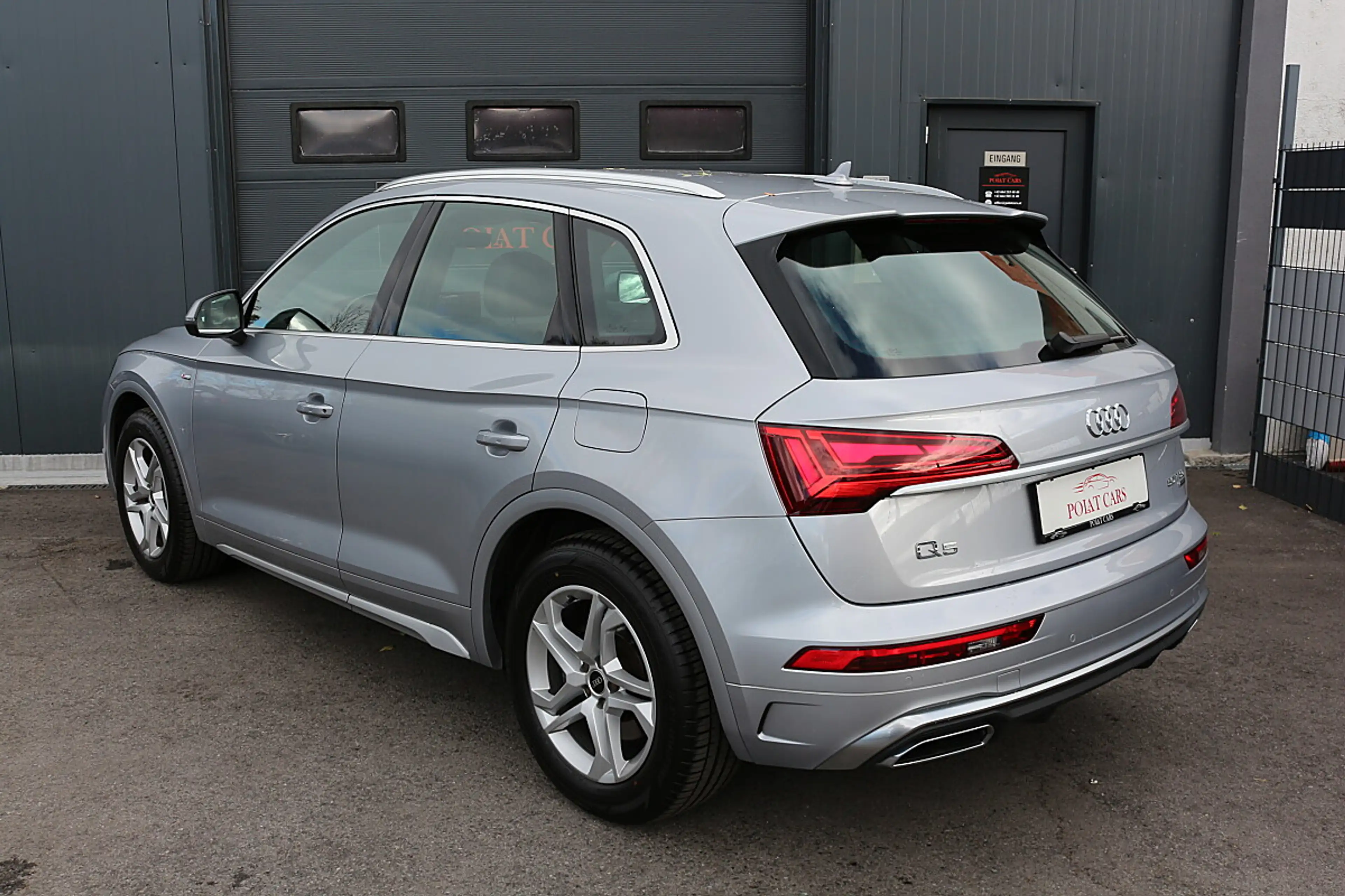 Audi Q5 50 TFSI e PHEV quattro S-line — photo 9