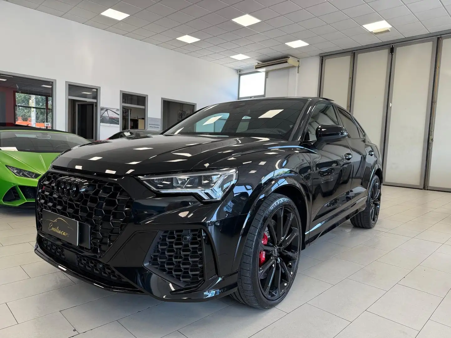 Audi RS Q3 Sportback RS 2.5 quattro s-tronic Schwarz - 2