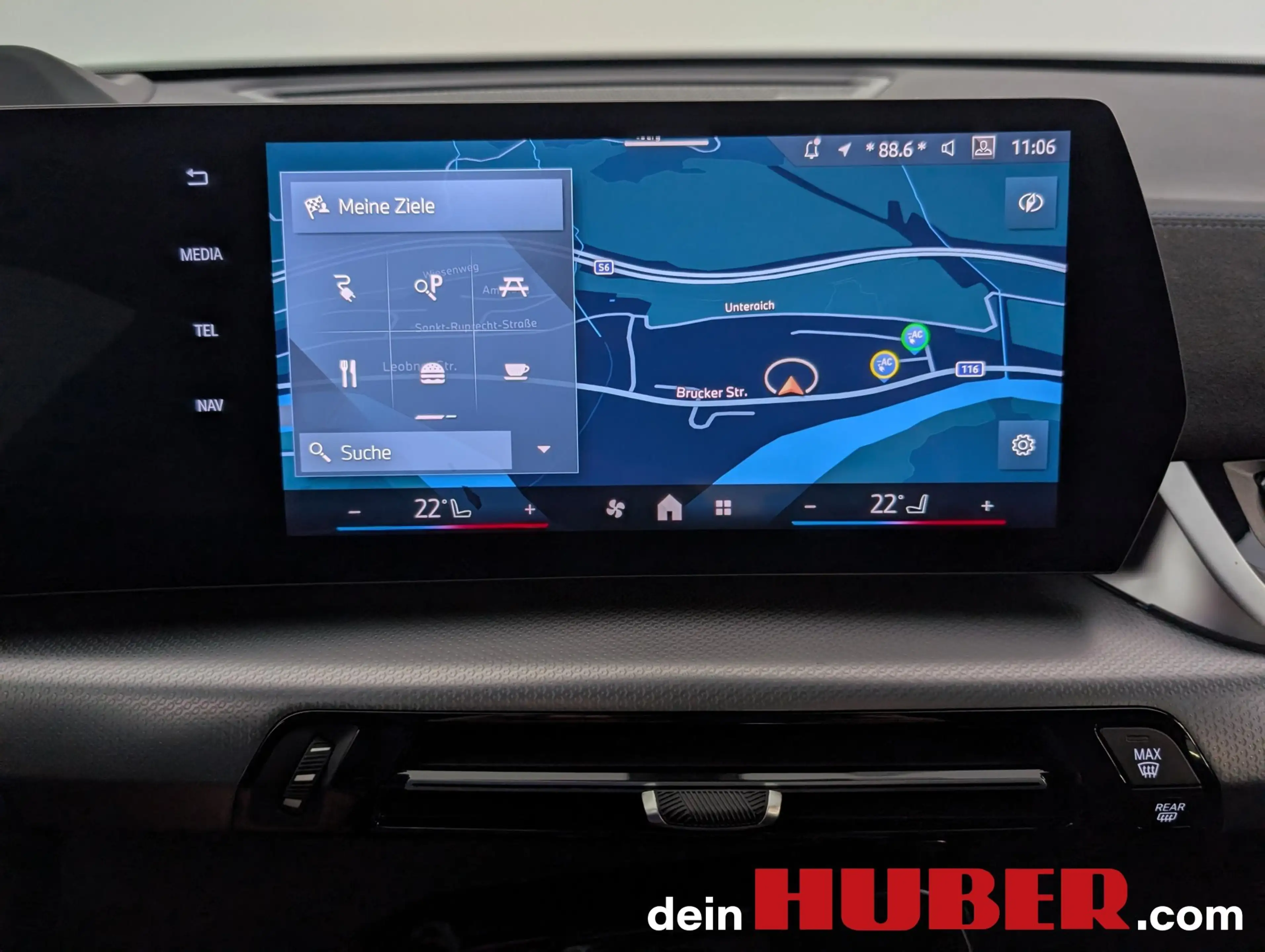BMW iX2 eDrive20 — photo 15