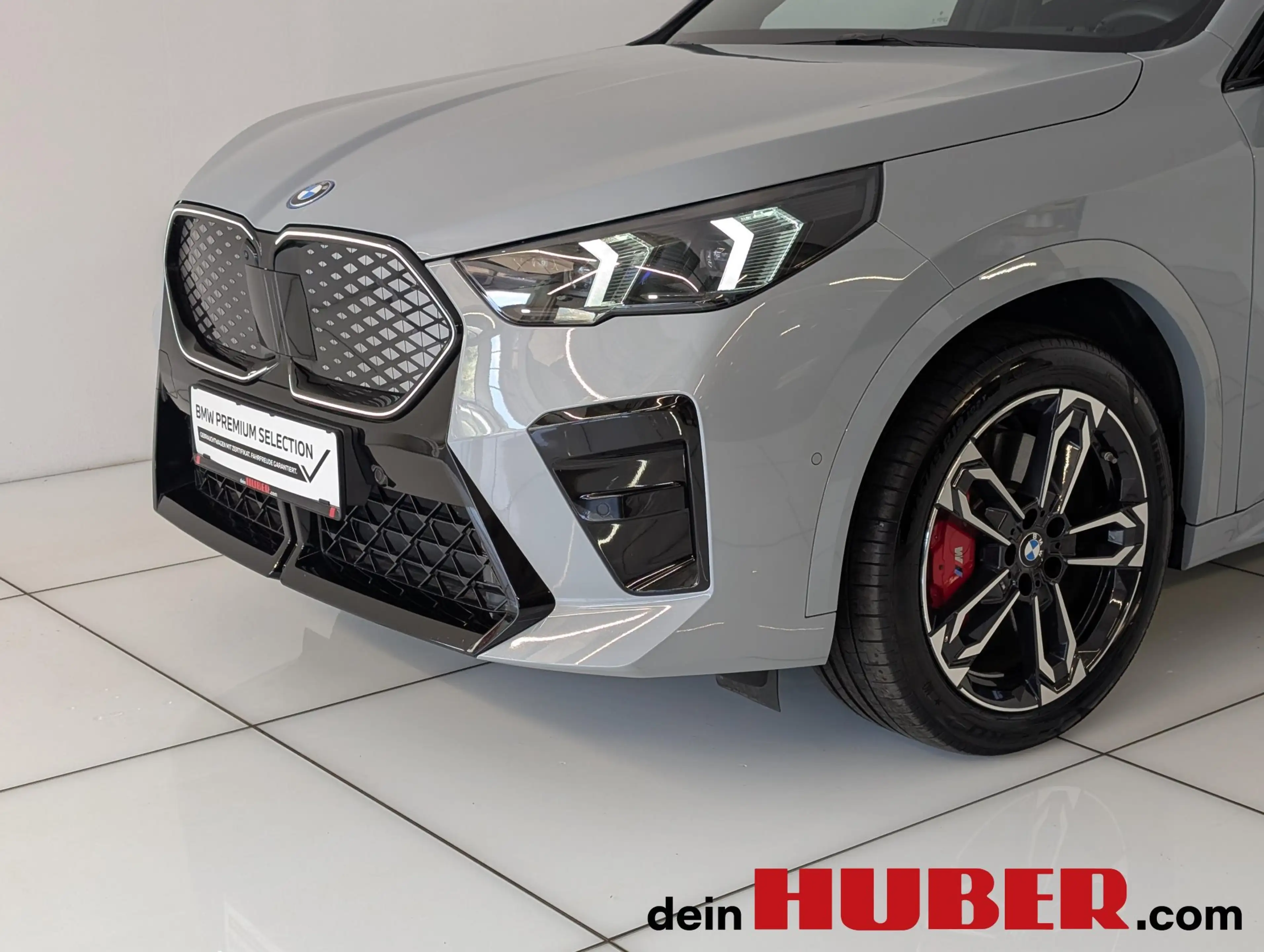 BMW iX2 eDrive20 — photo 8