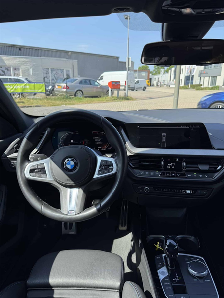BMW 118 1-Serie (f40) 118i M-Sport — photo 12