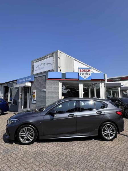 BMW 118 1-Serie (f40) 118i M-Sport — photo 2