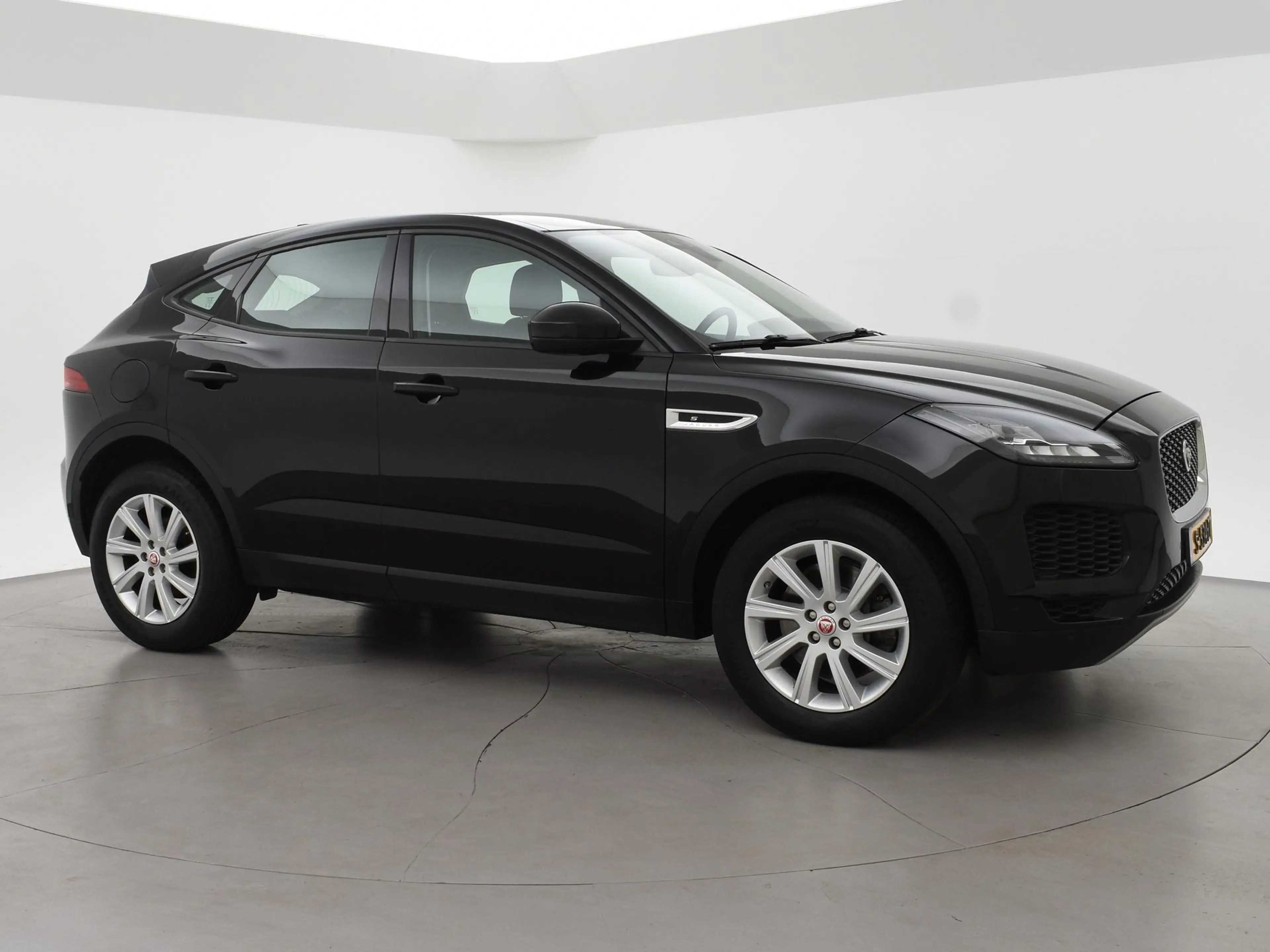 Jaguar E-Pace 2.0 P200 AWD S + CARPLAY | AFN. TREKHAAK | STANDKA — photo 30