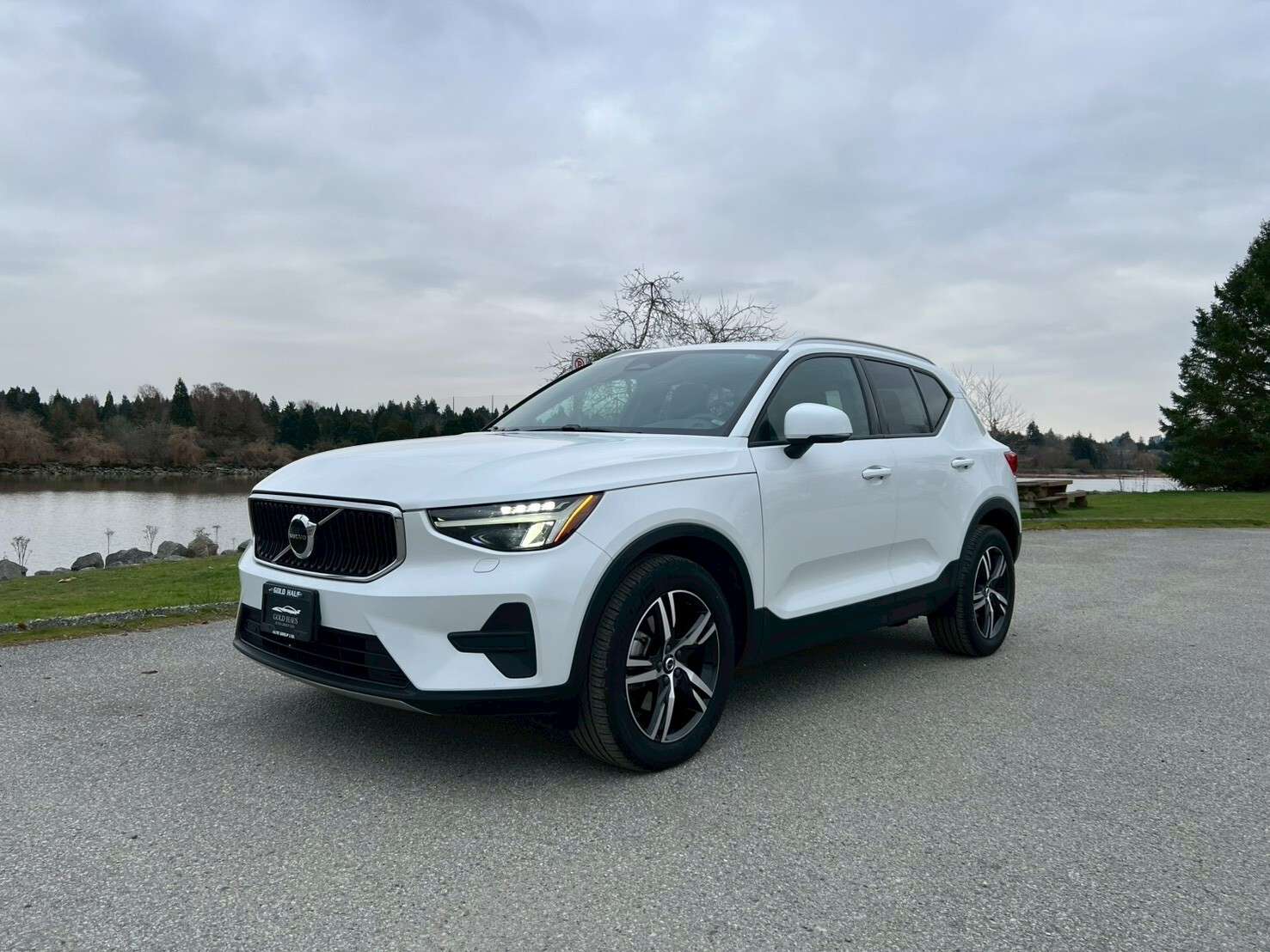 2023 Volvo XC40 B5 AWD Core OneOwner|NoAccident Mild Hybrid