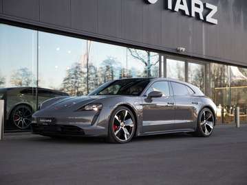 4S ST PTS/PERF.BAT+/AIR/21"/PANO/ACC/DISP/18W/BOSE