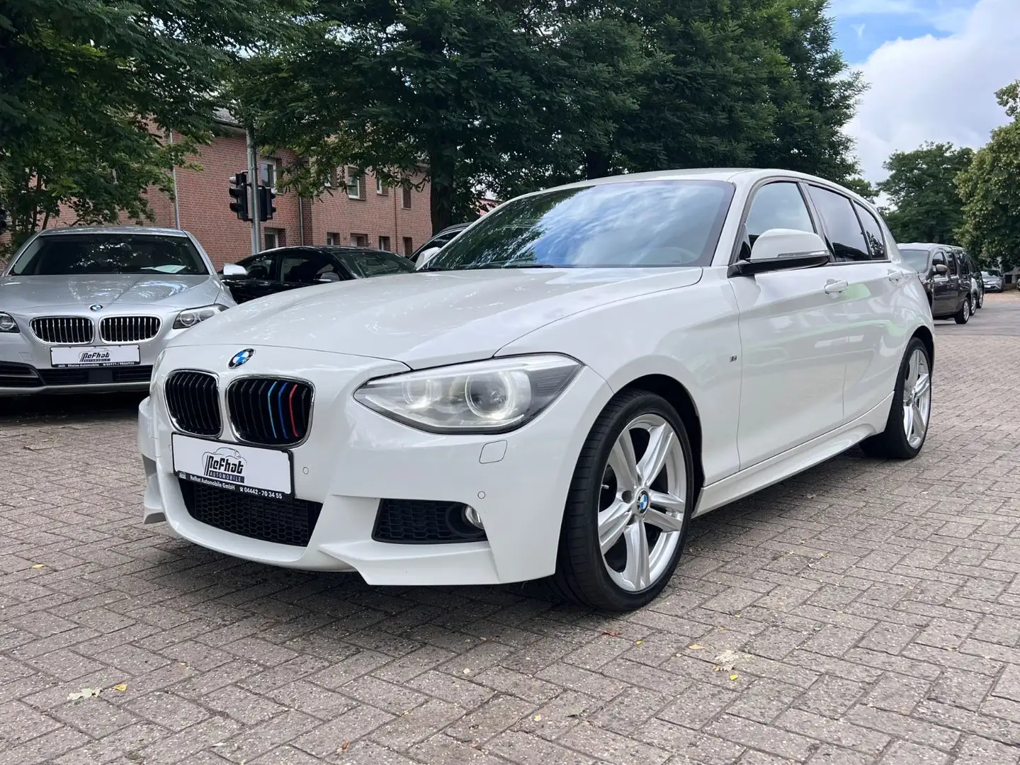 BMW 120 d Baureihe Lim.  Scheckheft/2.Hand/M-Paket Weiß - 2