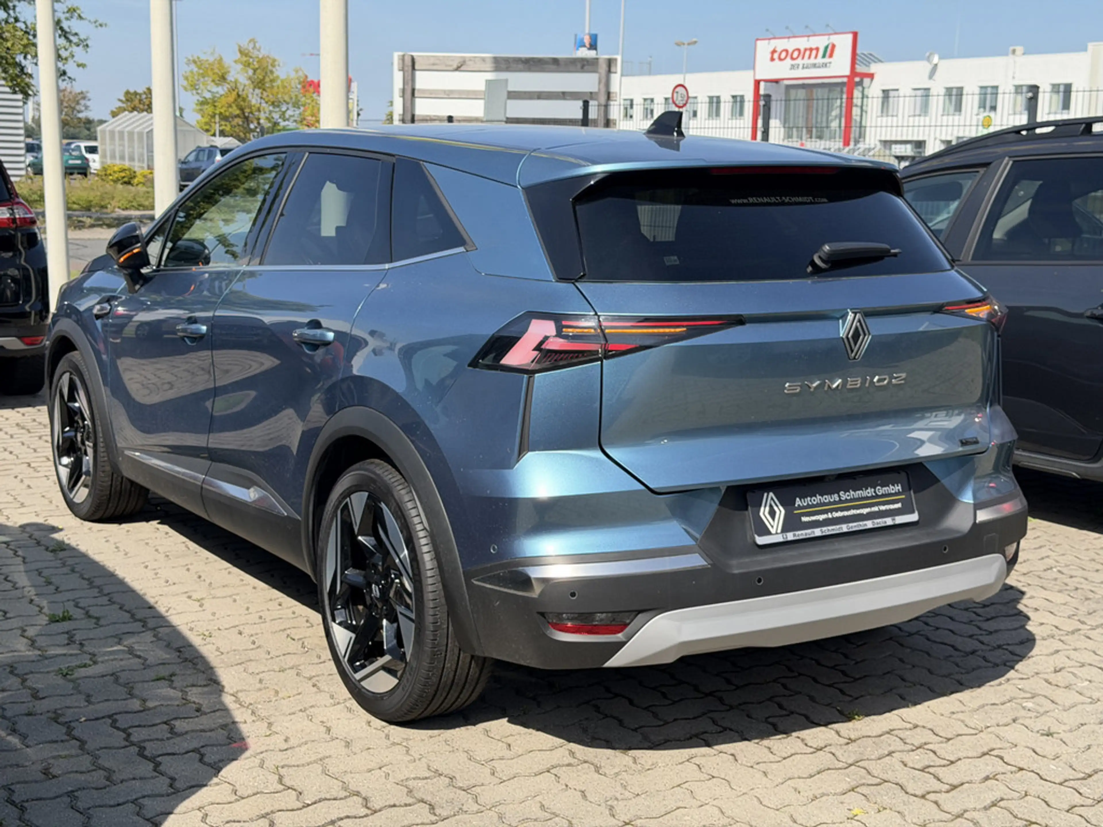 Renault Symbioz 145 E-Tech Full Hybrid Iconic — photo 2