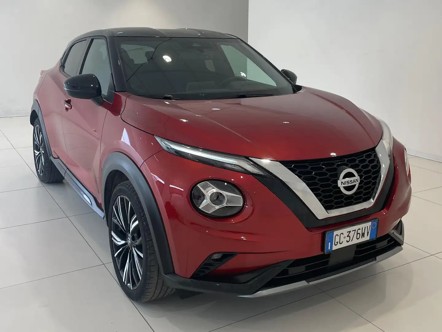 Nissan Juke Juke 1.0 dig-t N-Connecta 117cv Rosso - 1