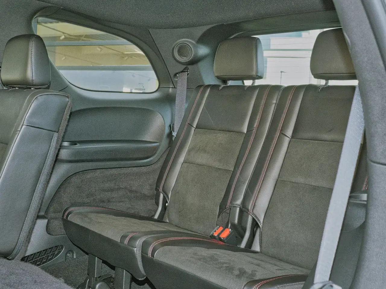 Dodge Durango 2022 — фото 16