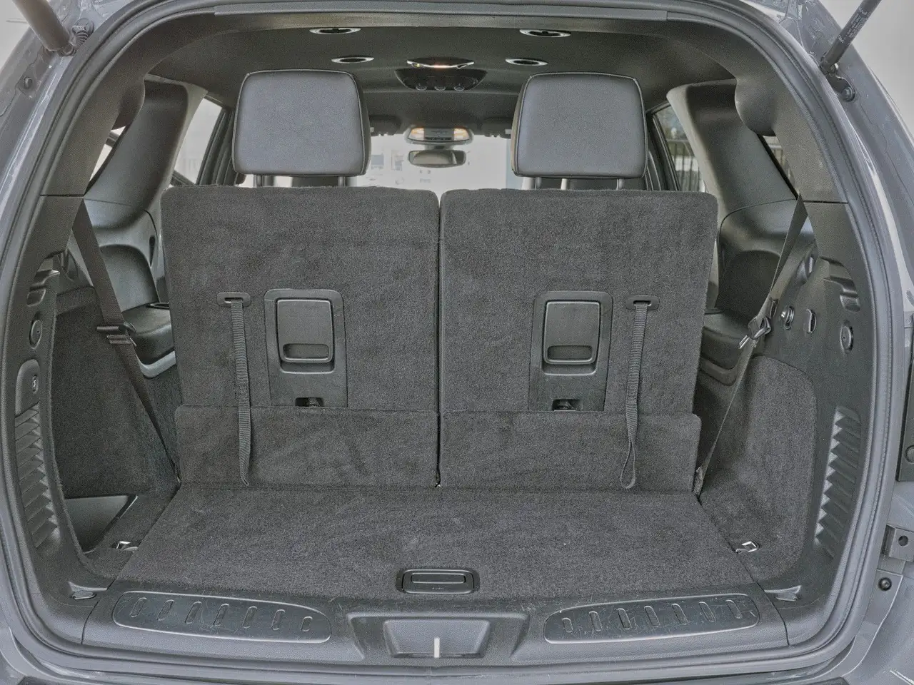 Dodge Durango 2022 — фото 17