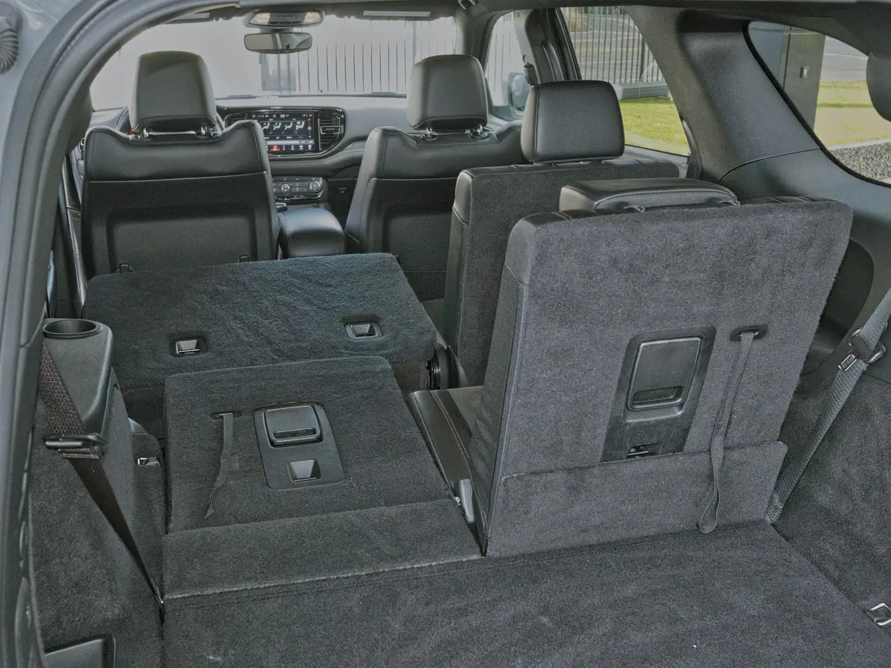 Dodge Durango 2022 — фото 18