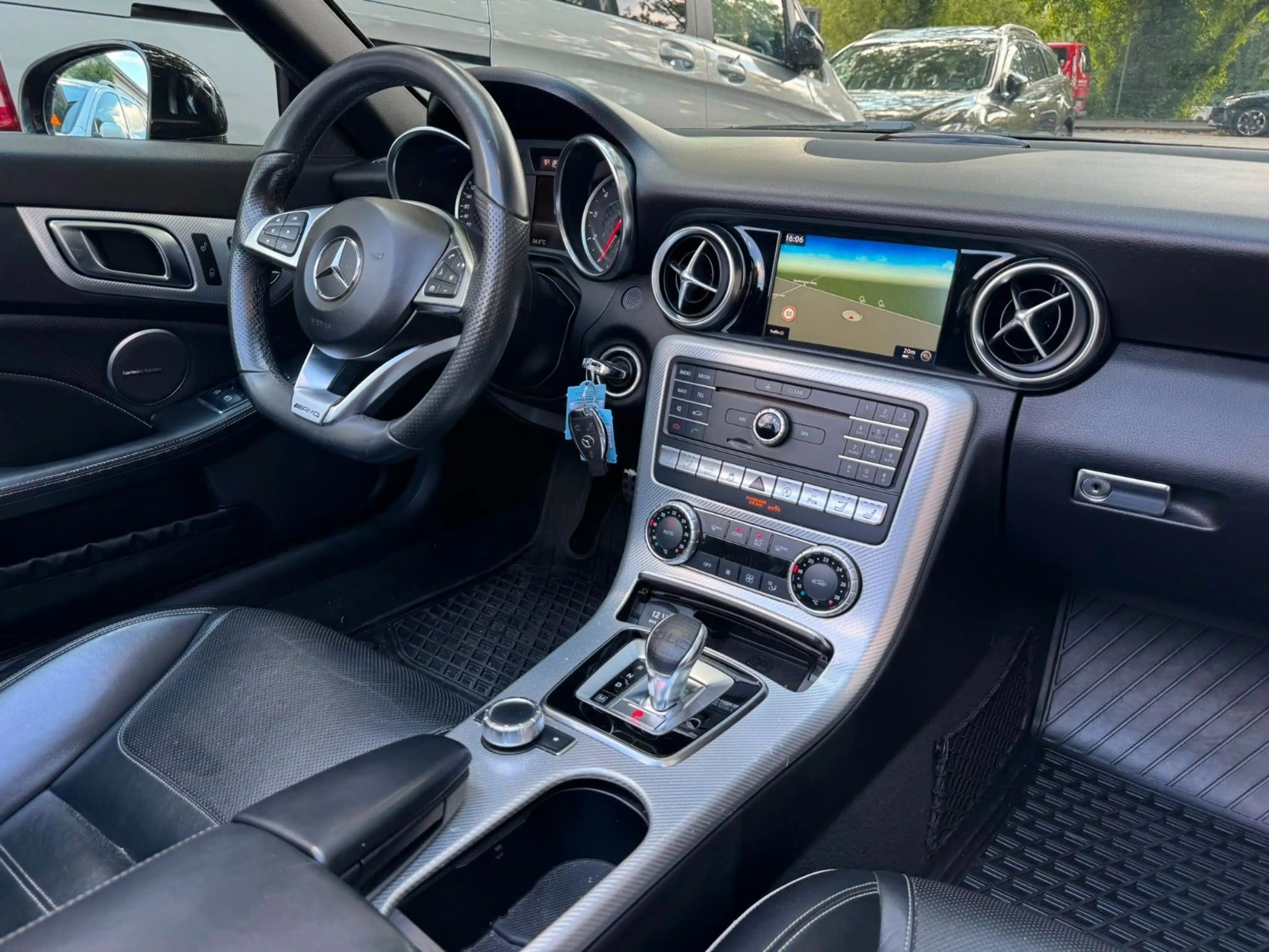 Mercedes-Benz SLC 43 AMG HarmanKard*Kamera*Navi*Nappa — photo 15