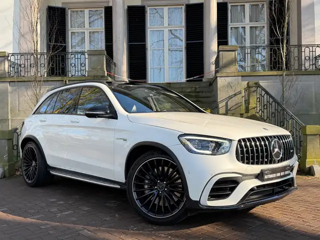 Mercedes-Benz GLC 63 AMG 4MATIC+|Dealer OH|Facelift|Panorama|Burmester|360|