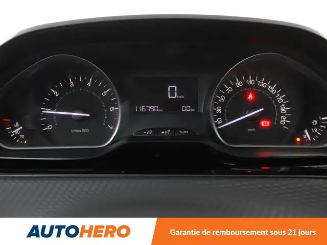 Peugeot 208 view 23
