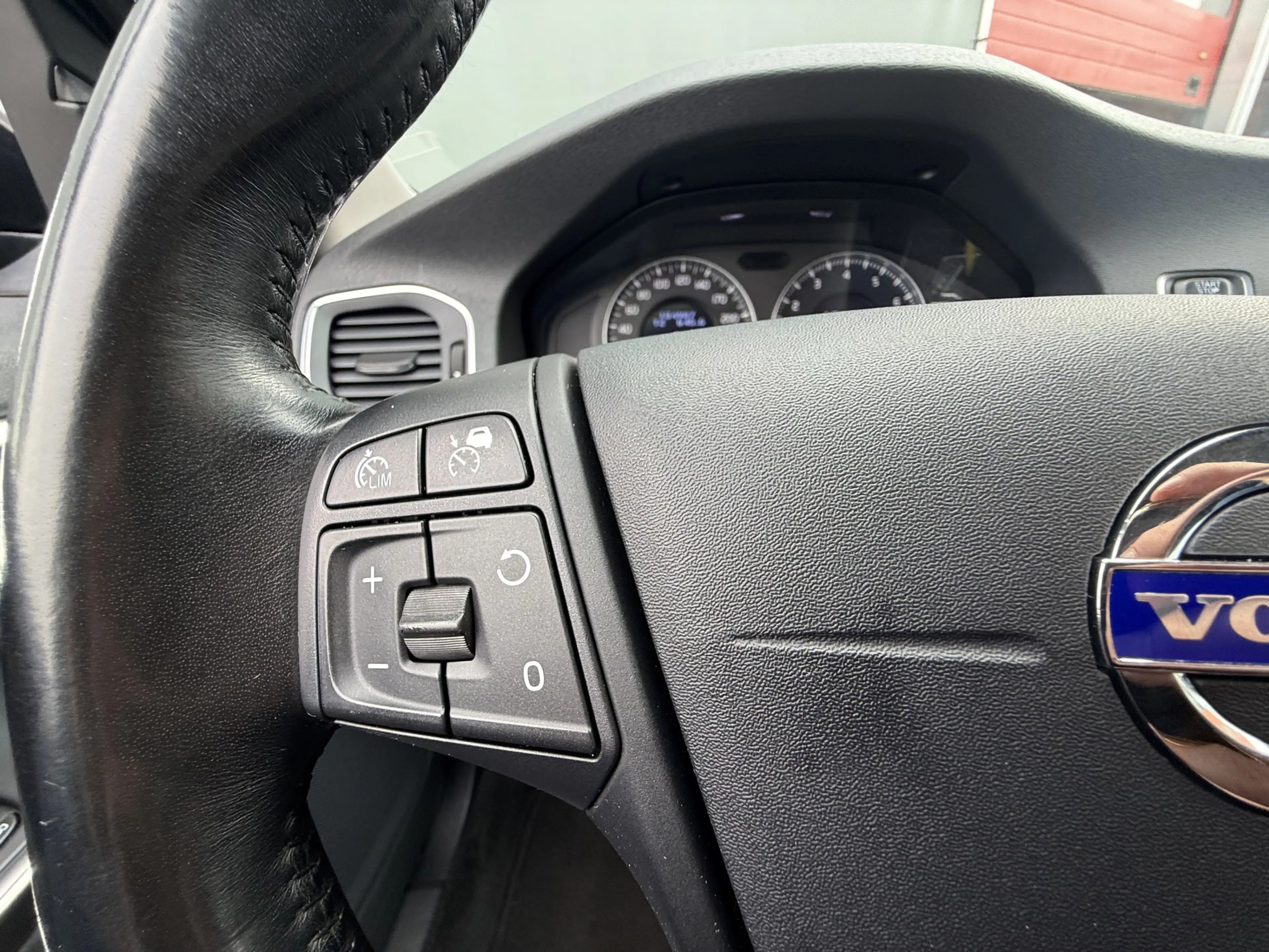 Volvo S60 BWJ 2011 2.0T 203 PK Intro Edition AUTOMAAT | ADAP — photo 10