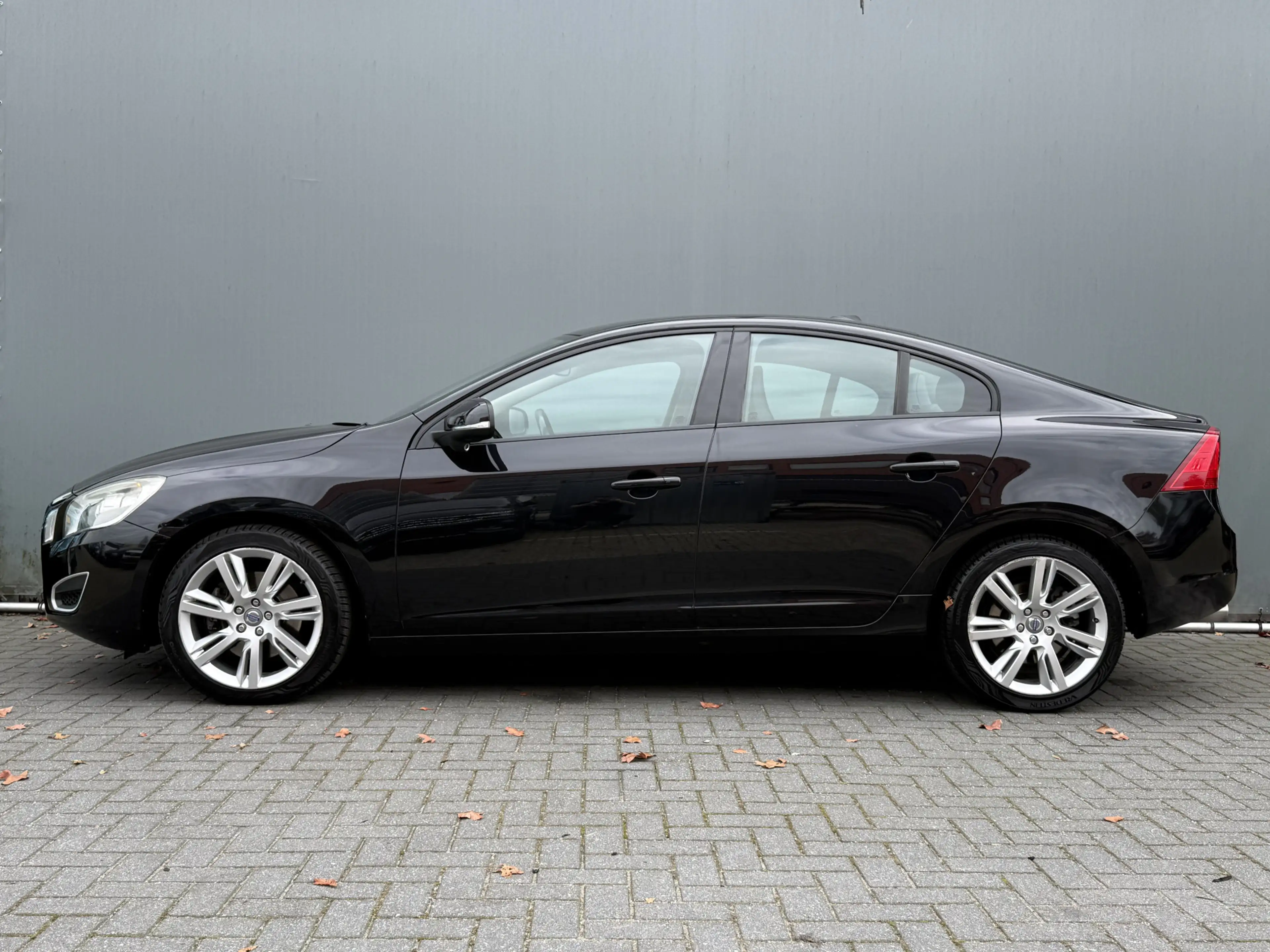 Volvo S60 BWJ 2011 2.0T 203 PK Intro Edition AUTOMAAT | ADAP — photo 6