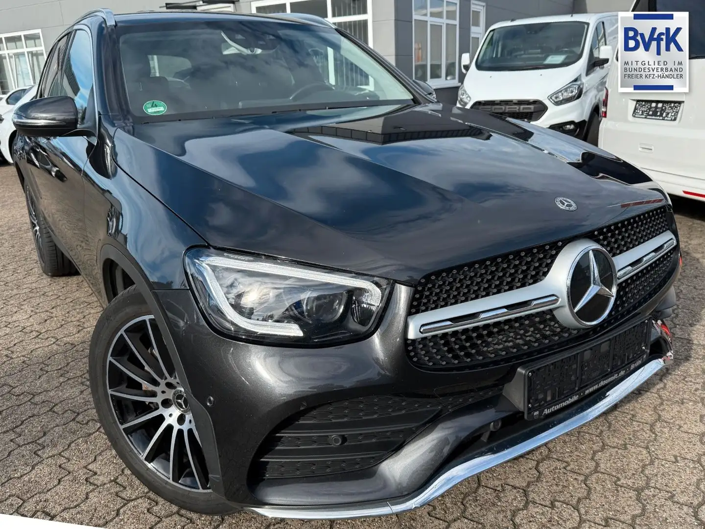 Mercedes-Benz GLC 300 d 4Matic AMG Leder Grau - 1