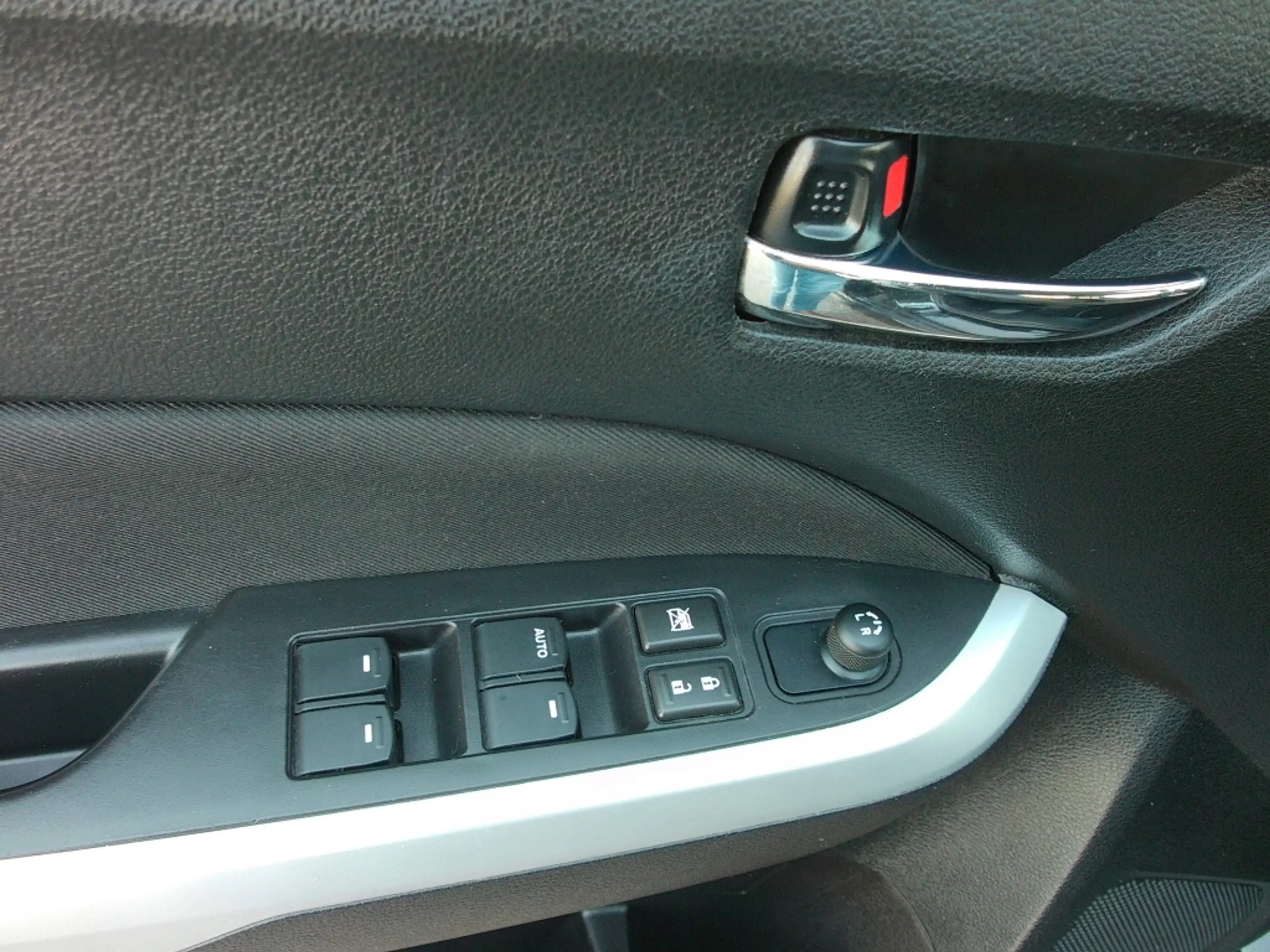 Suzuki Vitara 1.6 VVT 120pk 2WD Exclusive — photo 13