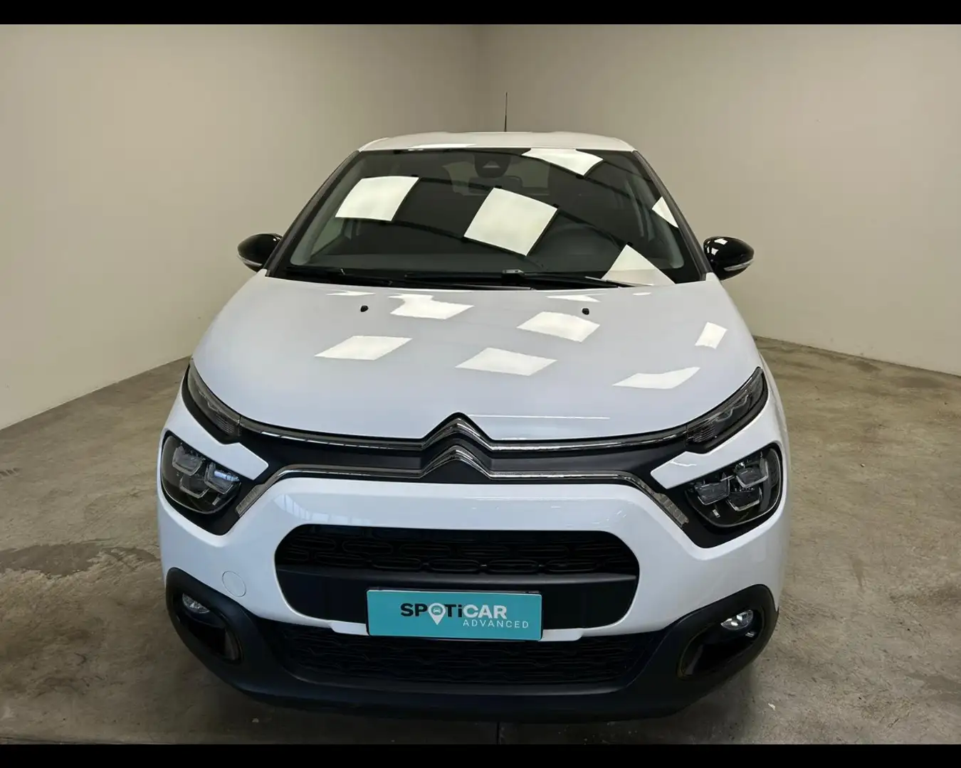 Citroen C3 PURE TECH 83 S&S MAX MY70 Bílá - 2