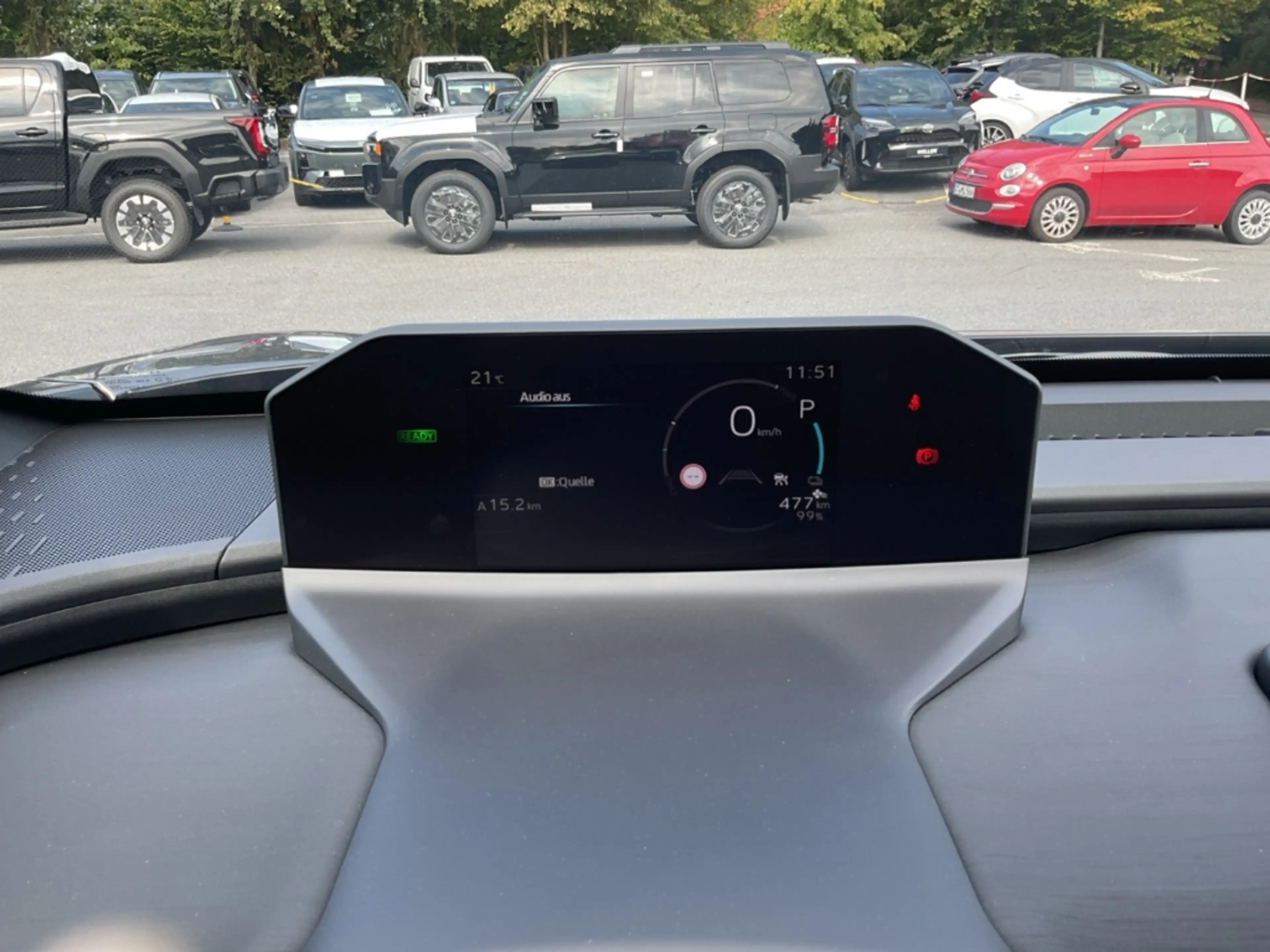 Toyota bZ4X Touring 4x4 LOUNGE ACC Pano LED Navi 4x SHZ — photo 13
