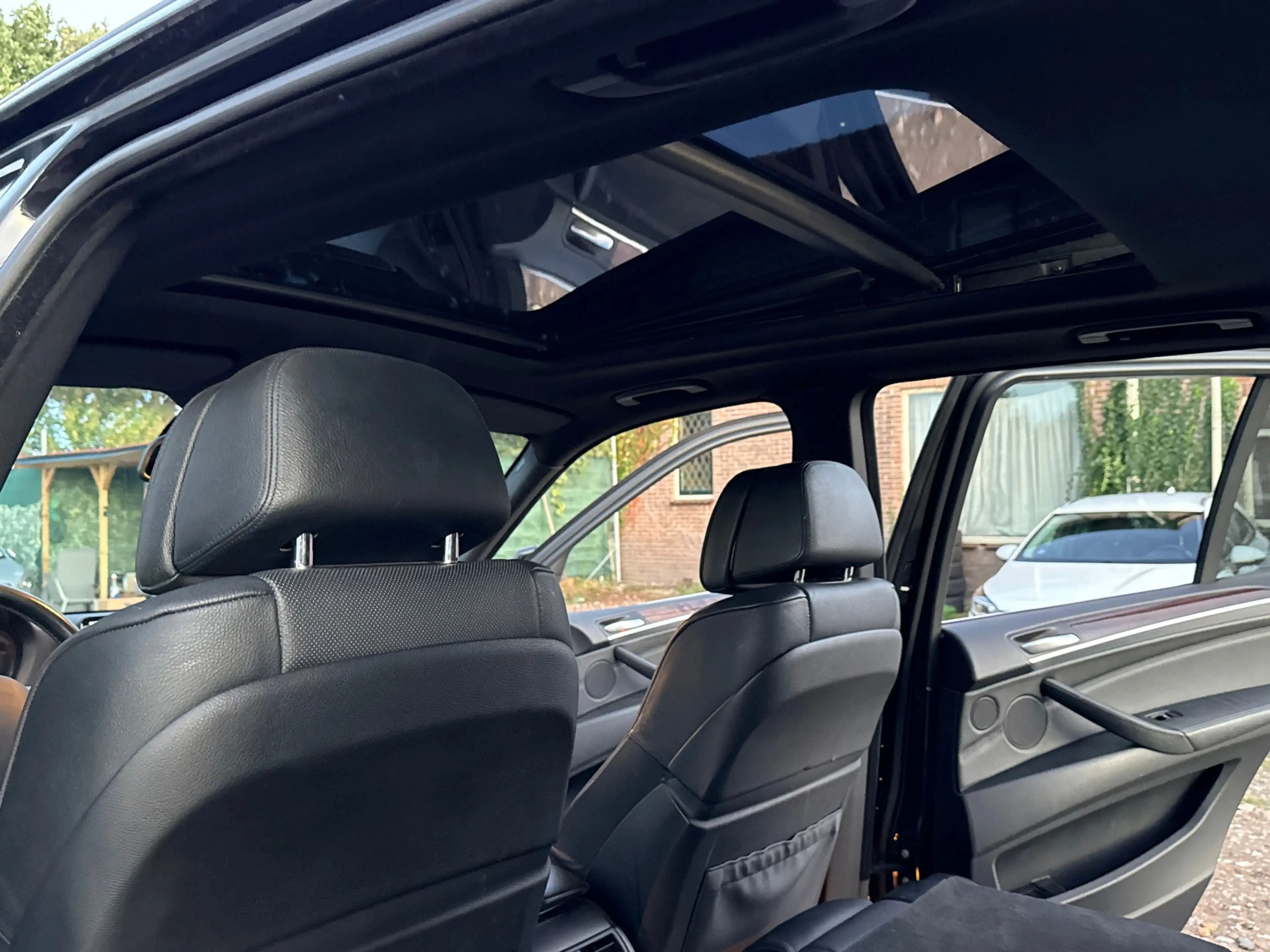BMW X5 XDrive48i/7PRSN/CARPLAY/PANO — photo 38