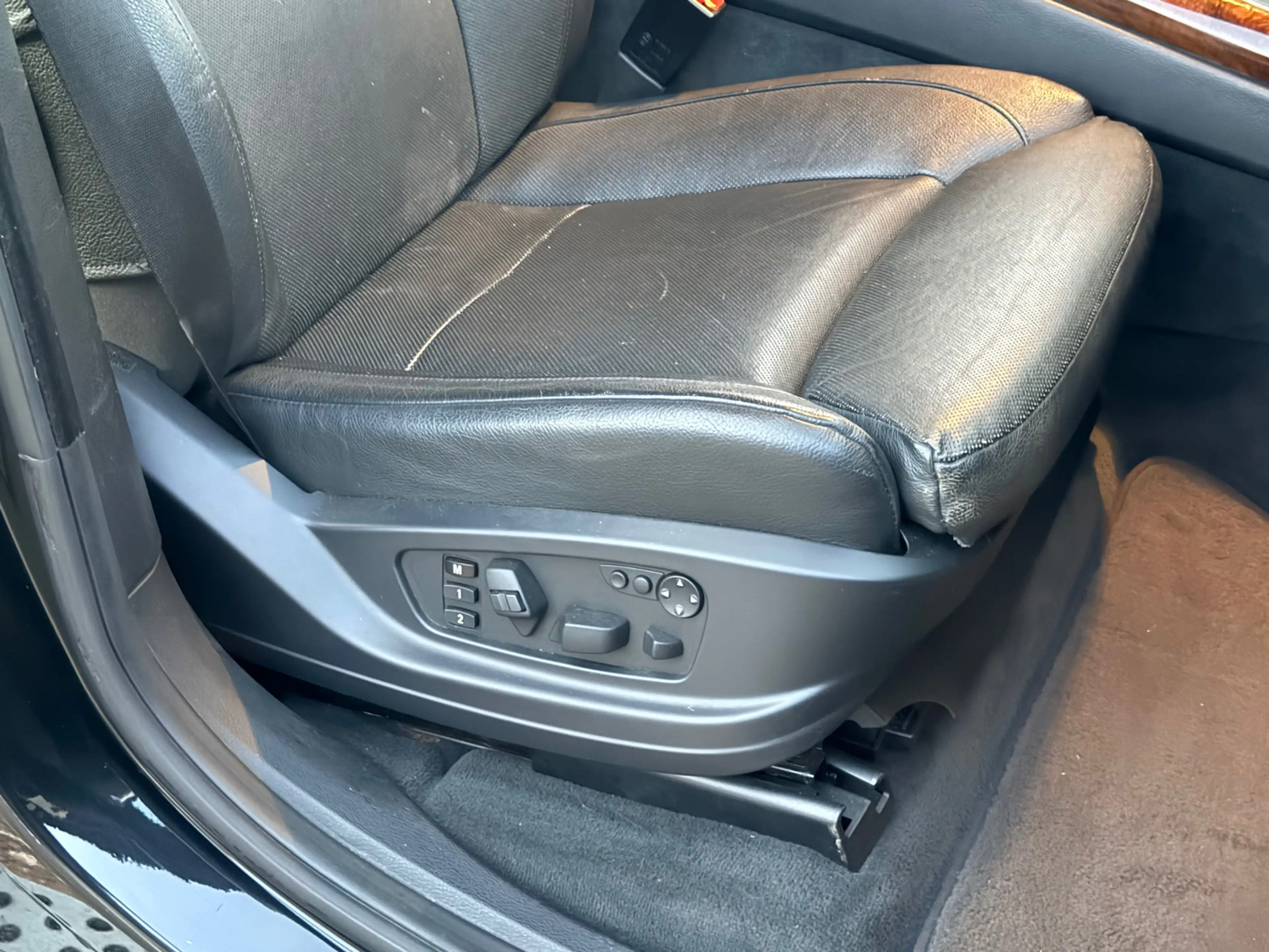 BMW X5 XDrive48i/7PRSN/CARPLAY/PANO — photo 40
