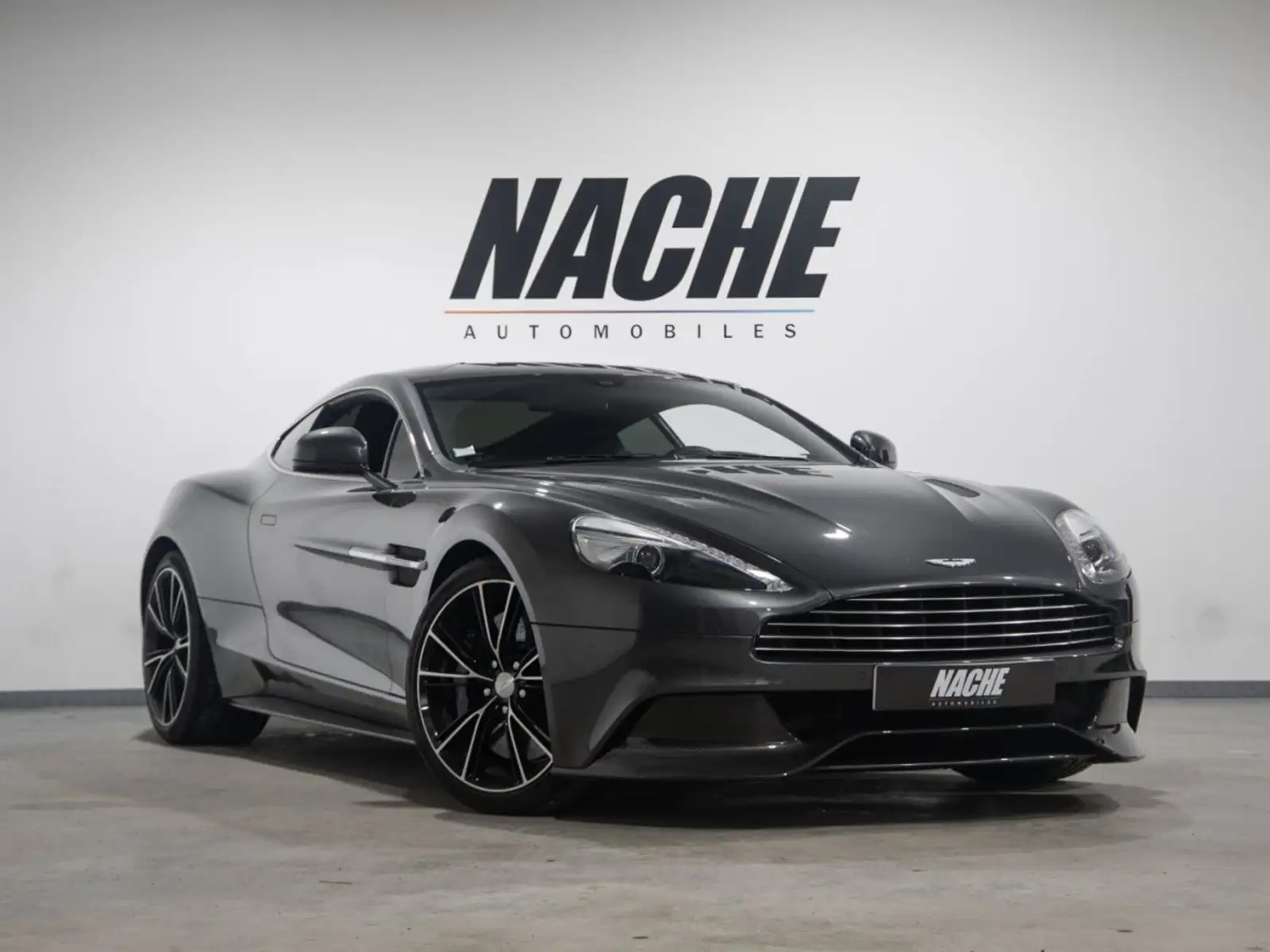 Aston Martin Coupe