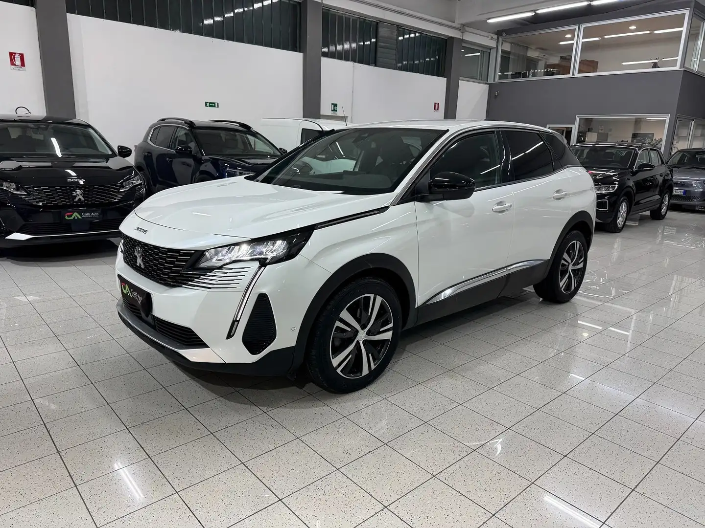 Peugeot 3008 1.5hdi 130cv EAT8 Allure Pack BELLA GOMMATA NUOVA Bianco - 1