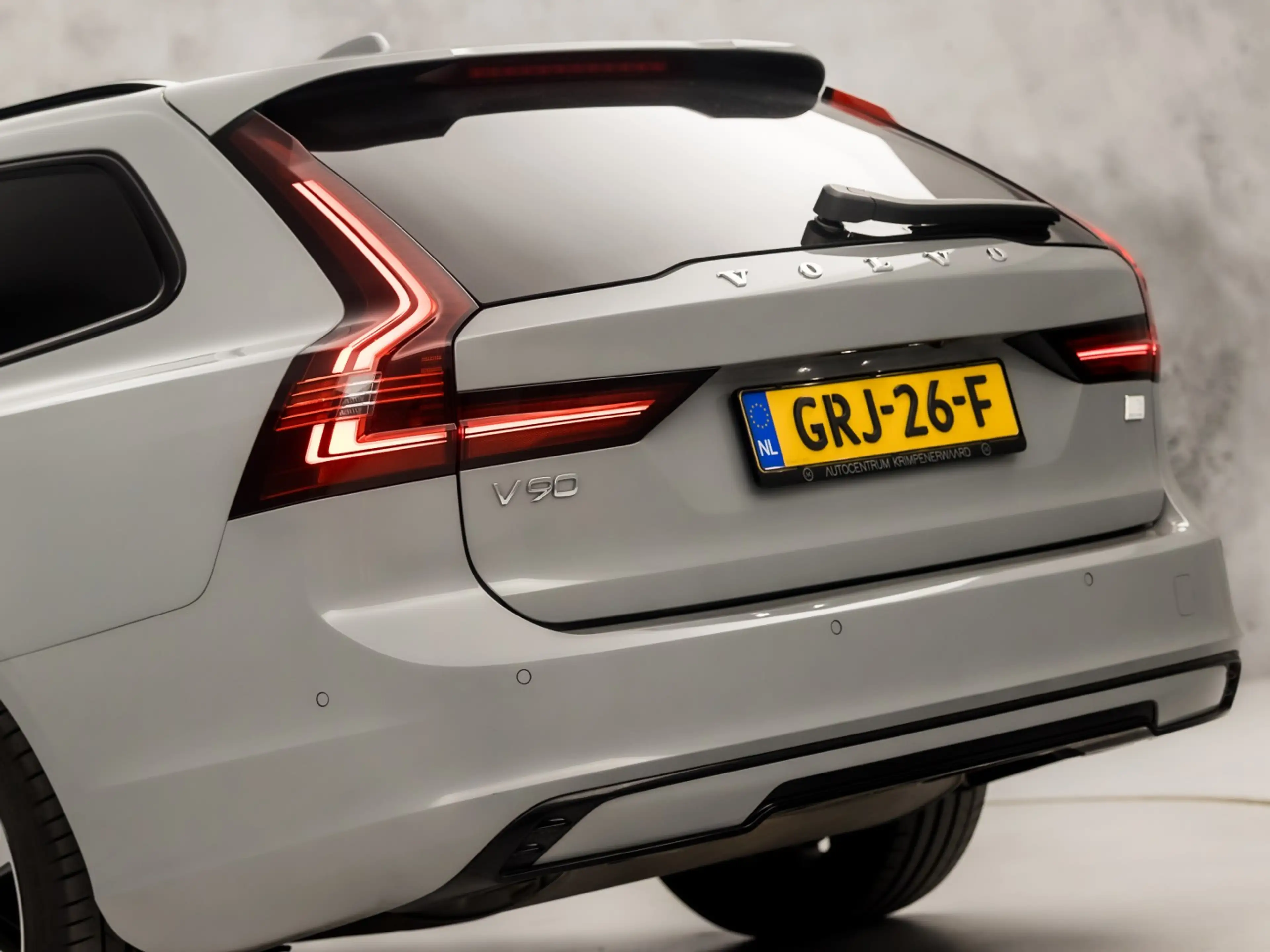Volvo V90 2.0 T6 Plug-in hybrid AWD Ultimate Dark 350Pk Auto — photo 22