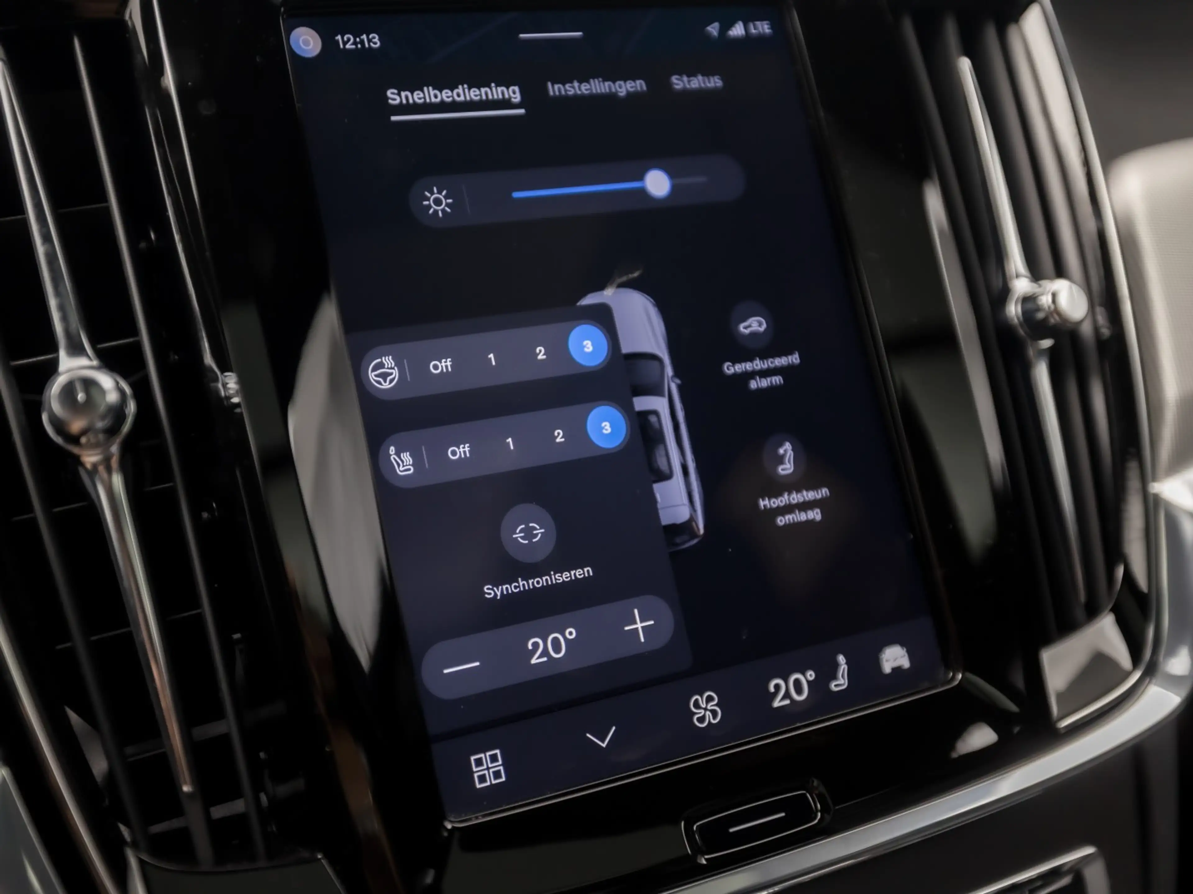 Volvo V90 2.0 T6 Plug-in hybrid AWD Ultimate Dark 350Pk Auto — photo 11