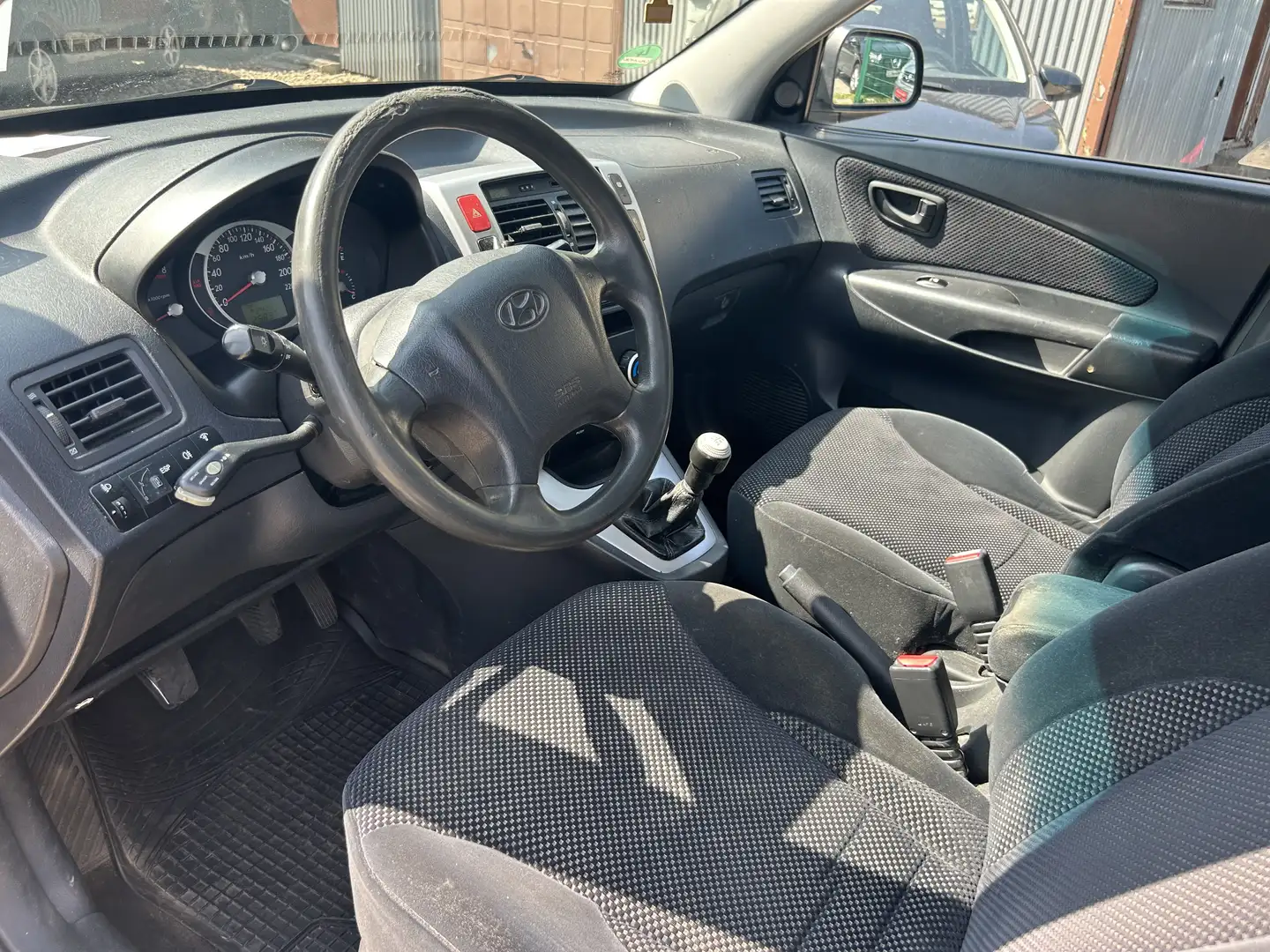 Hyundai TUCSON 2.0 2WD GLS Noir - 2