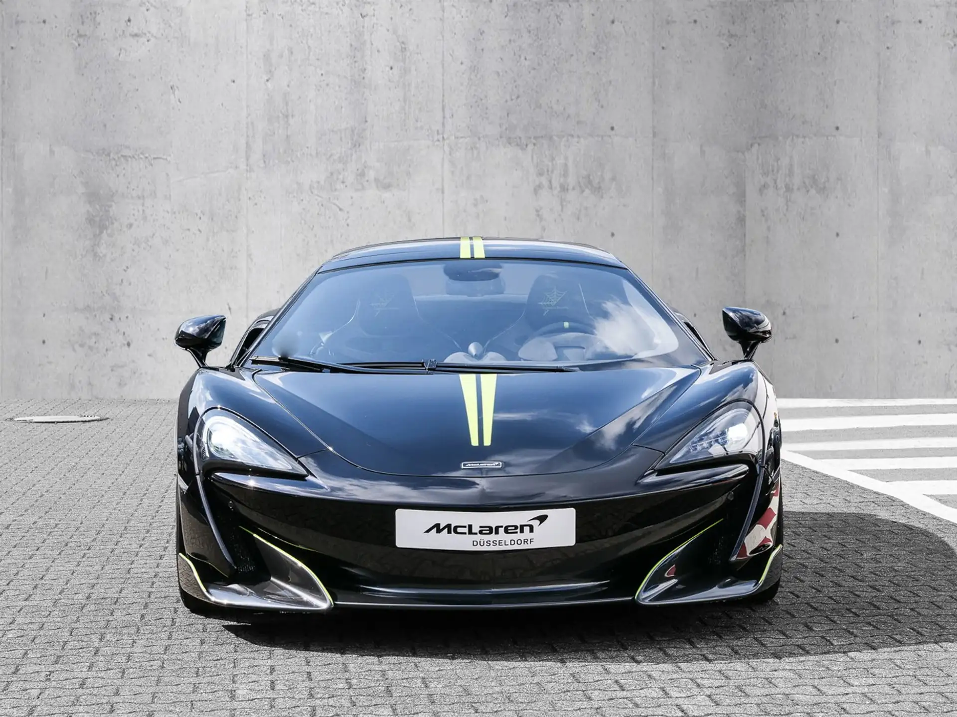 맥라렌 600LT Spider 2020 블랙 사진 4