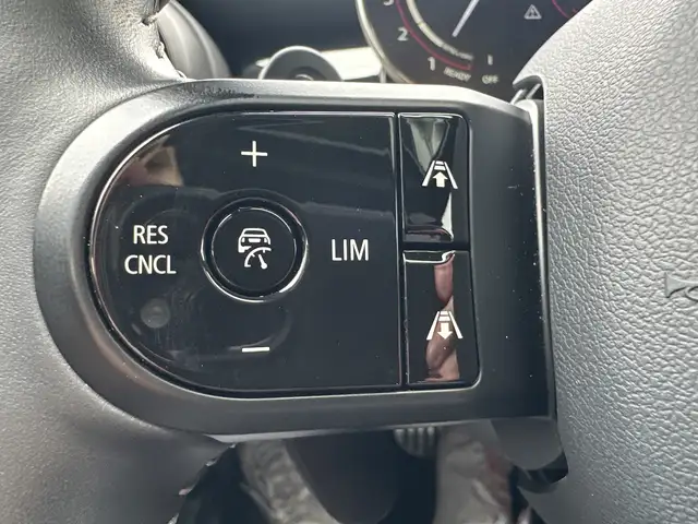 Mini Cooper view 15